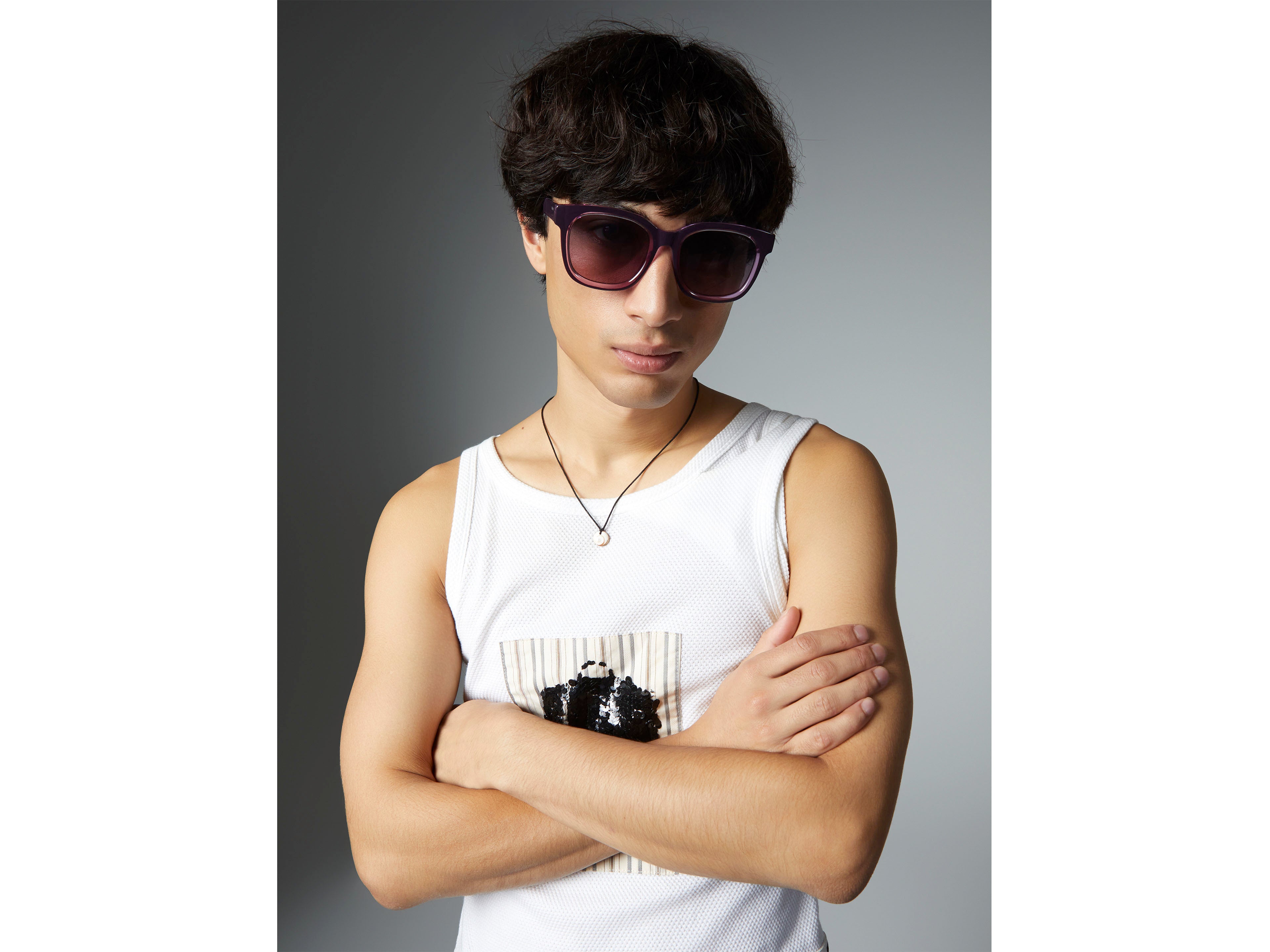 komono-sienna-sonnenbrille-grape-vine-gro-e-rechteckige-bioplastic-brille image 3