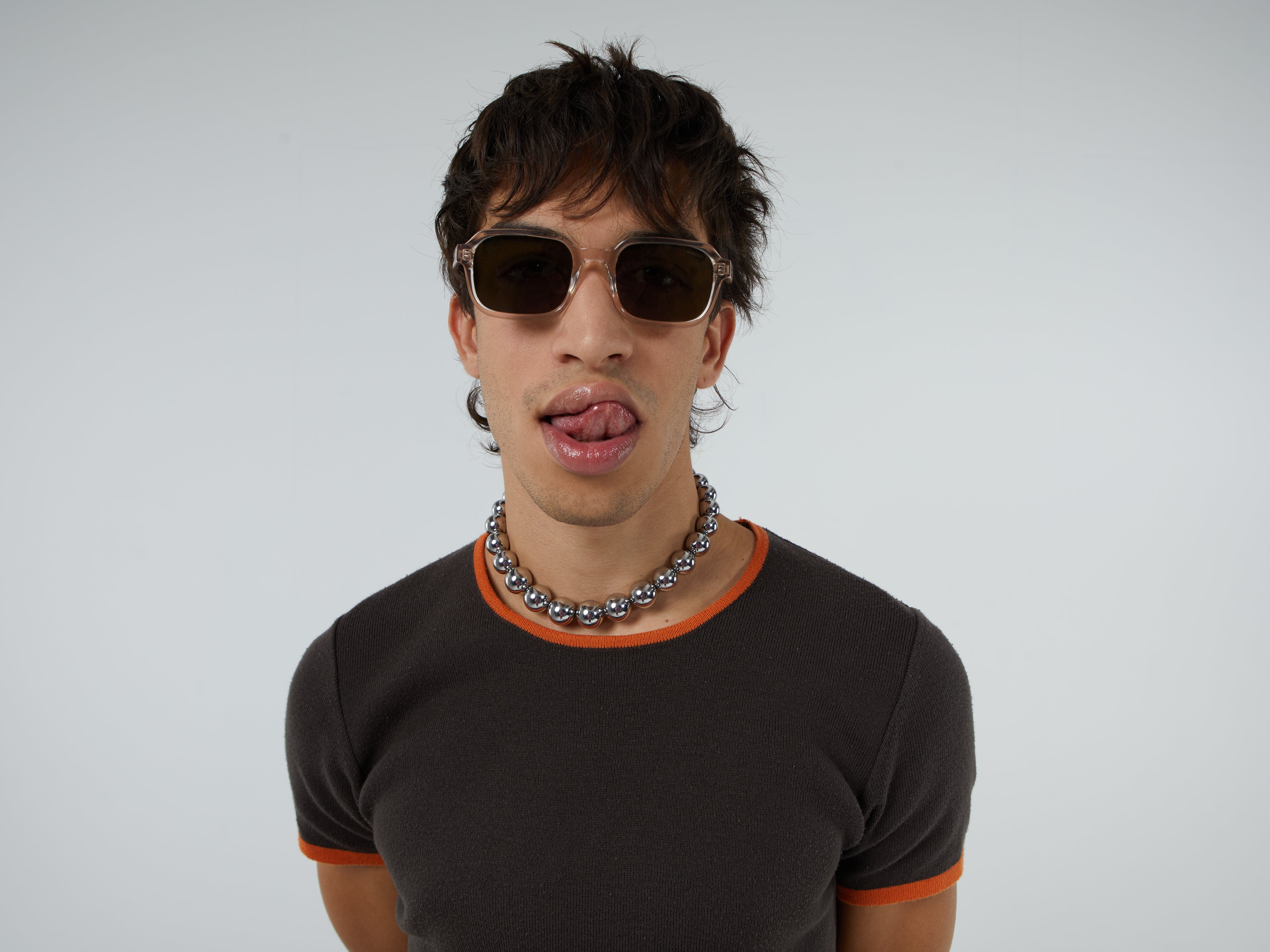 komono-romeo-champagne-unkomplizierte-sommer-sonnenbrille image 4