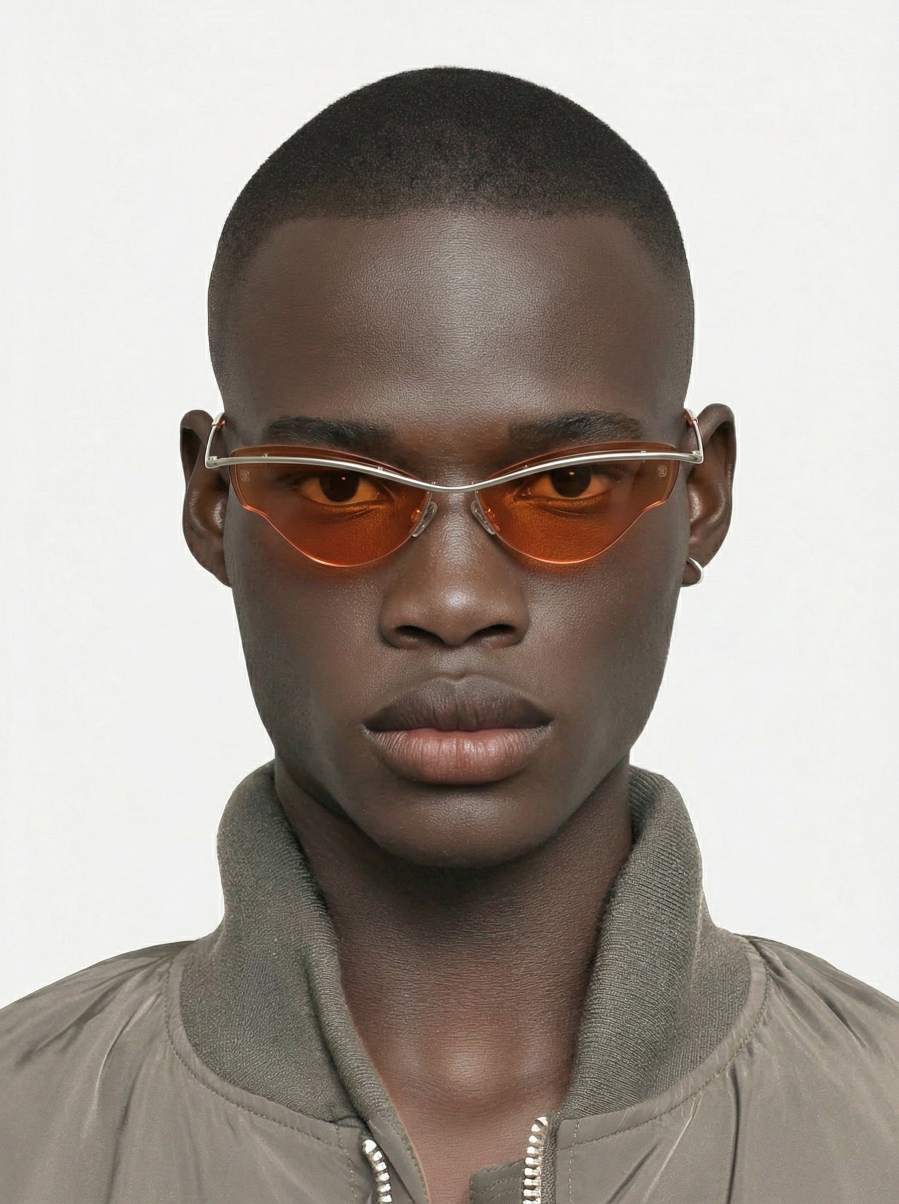 komono-wade-amber-tide-sonnenbrille-edelstahl image 3