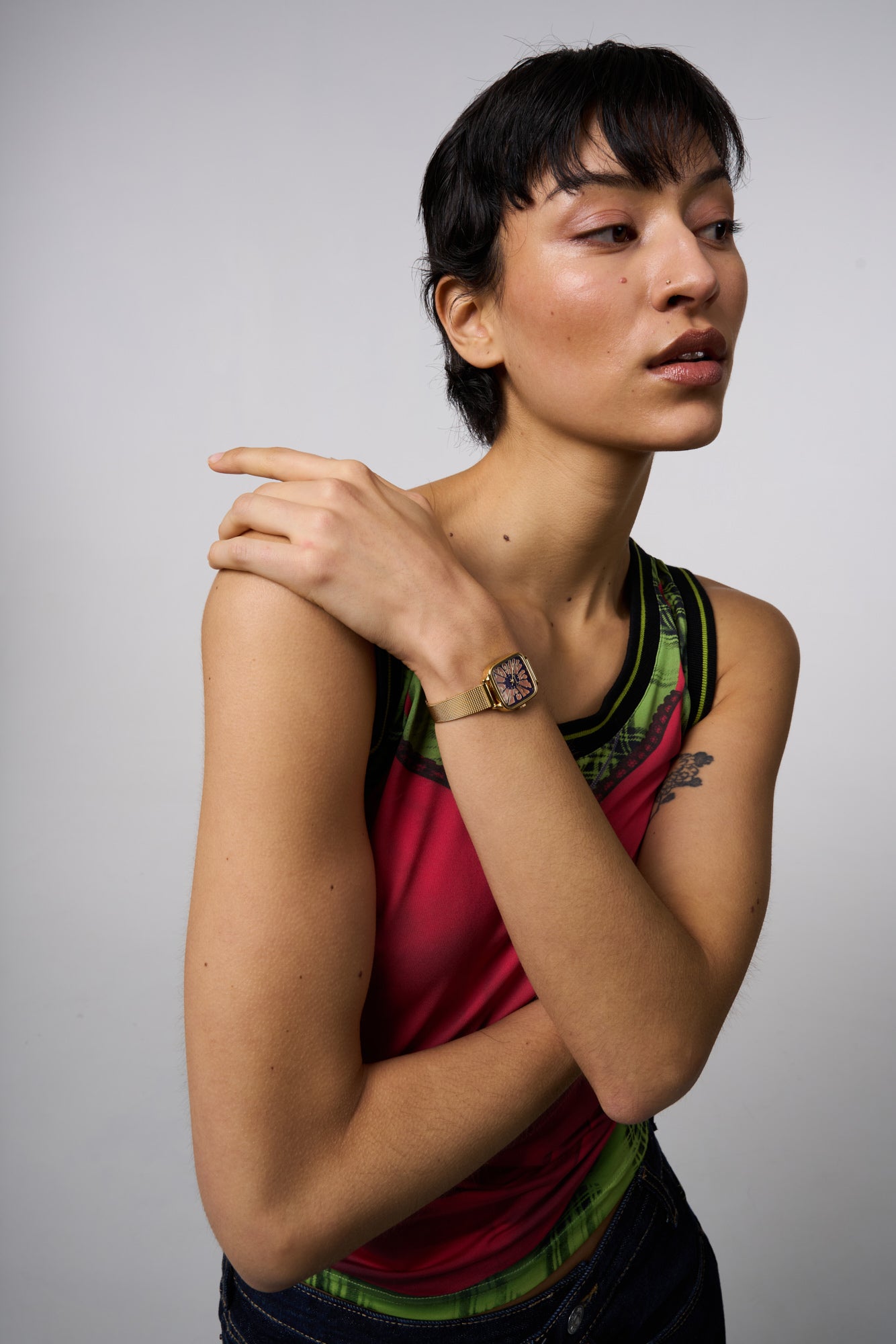 komono-kate-flower-royale-gold-blue-rose-armbanduhr image 4