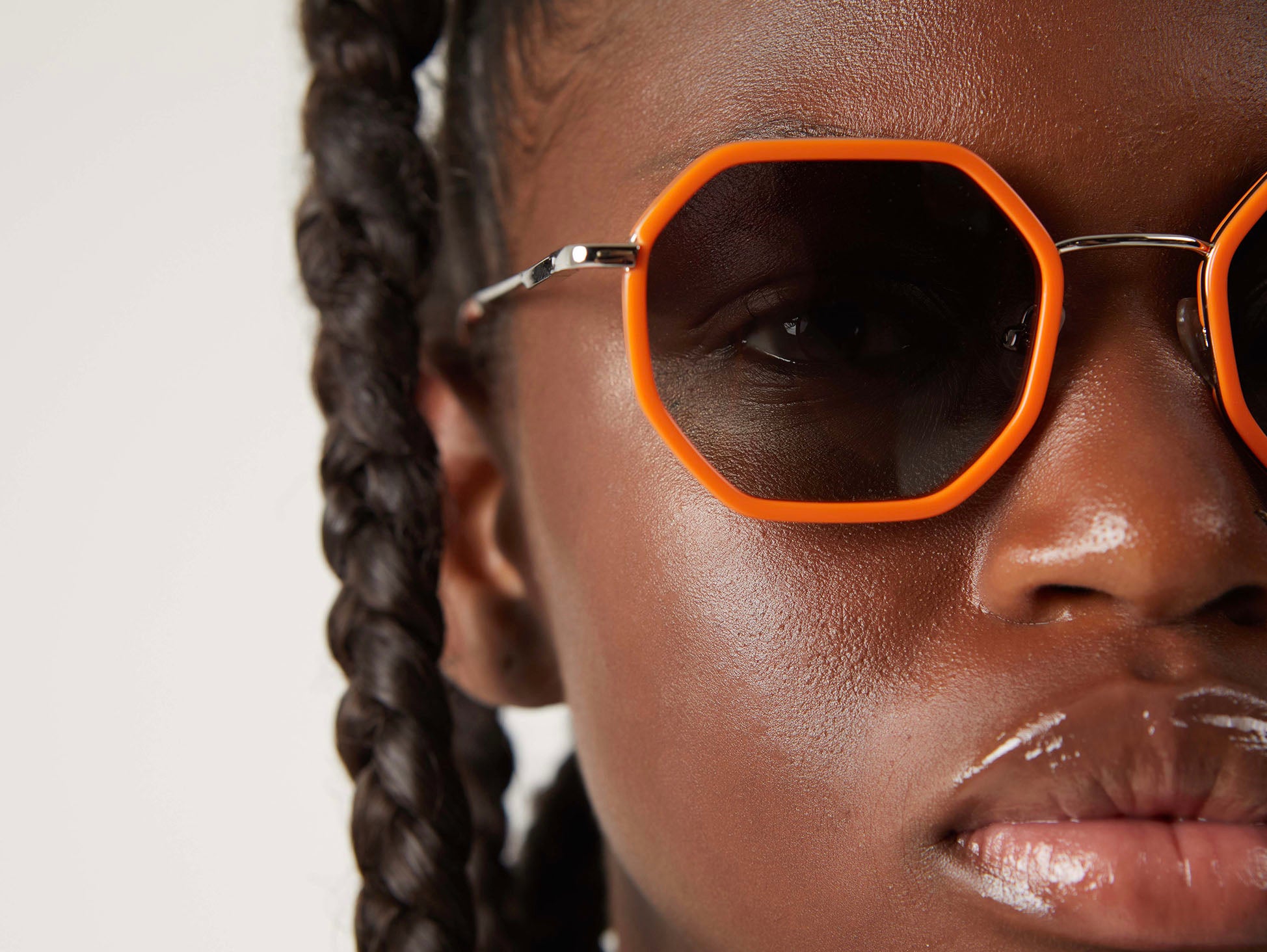 komono-baker-princeton-silver-sonnenbrille-achteckiges-edelstahlgestell-polarisi image 5