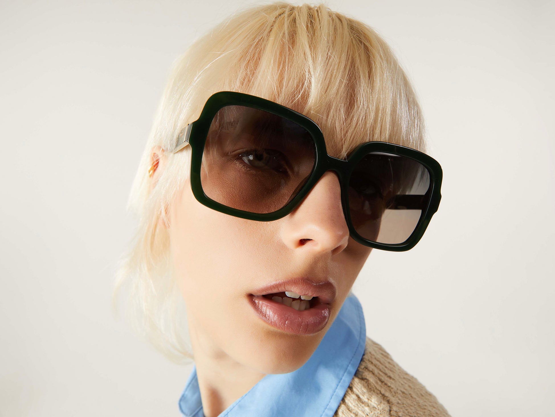 komono-miley-sonnenbrille-hunter-white-gold-large-polarisiert image 4