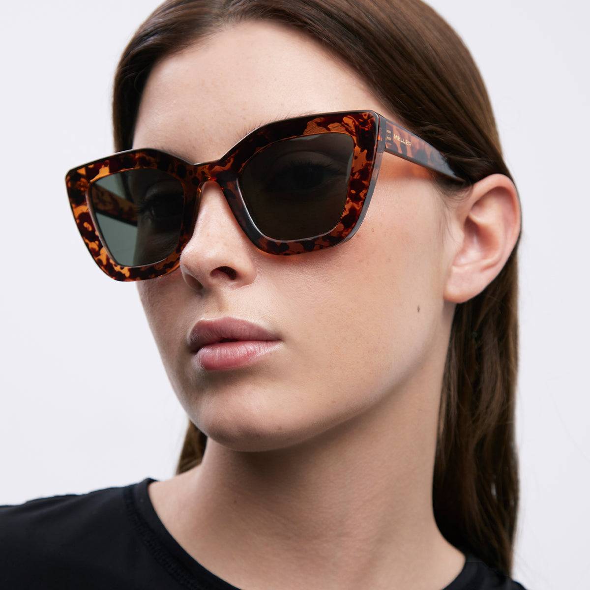 meller-azalee-tigris-olive-cat-eye-sonnenbrille-2 image 4