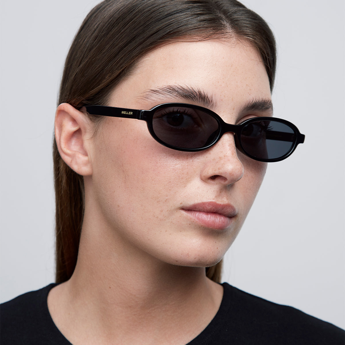 meller-osei-all-black-sonnenbrille image 5