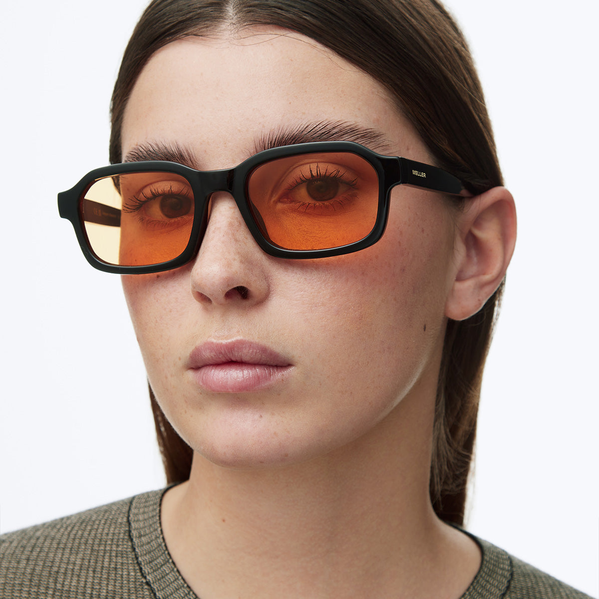 meller-fara-black-orange-rechteckige-bio-sonnenbrille image 4
