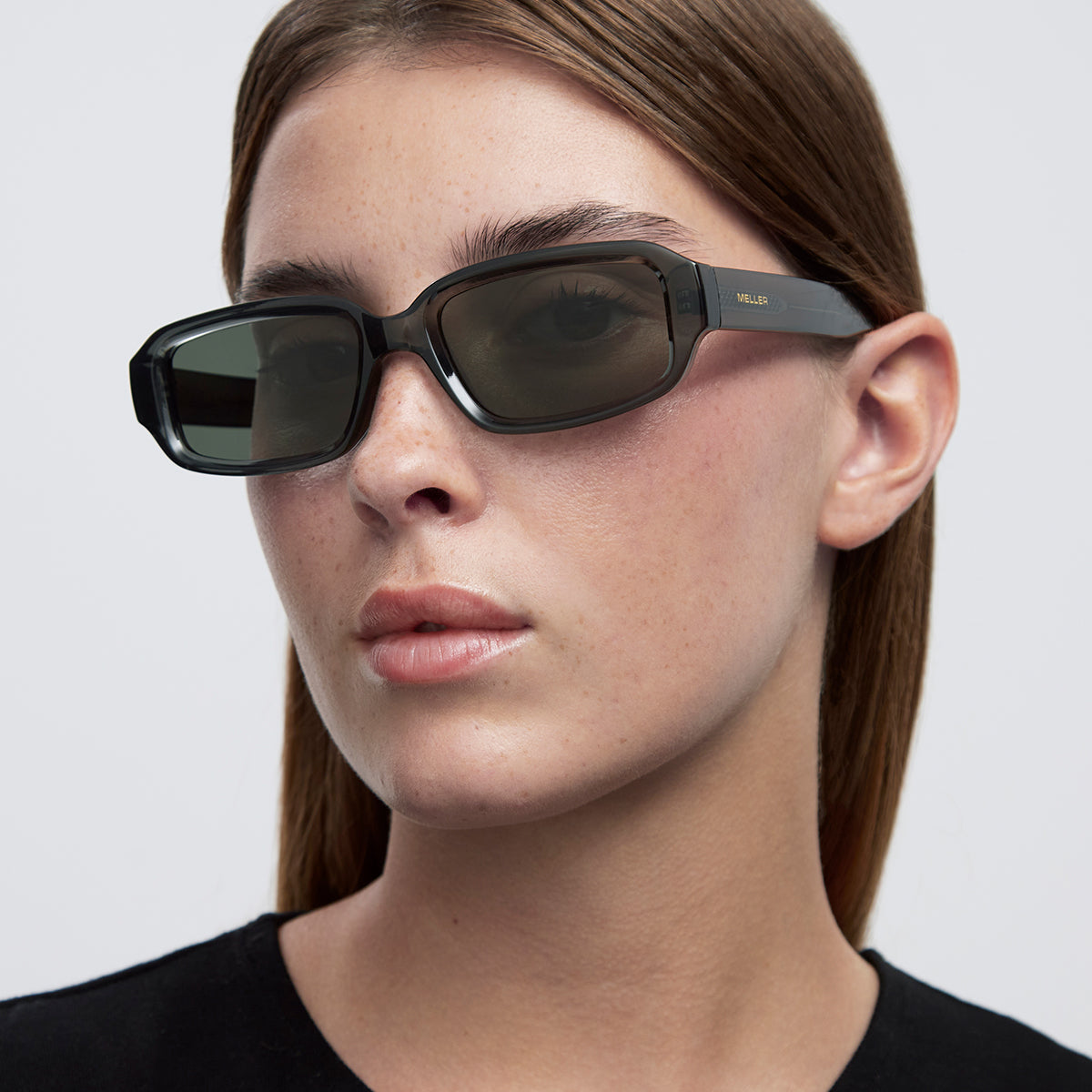 meller-azzi-fossil-olive-sonnenbrille-rechteckig-biobasiert image 4