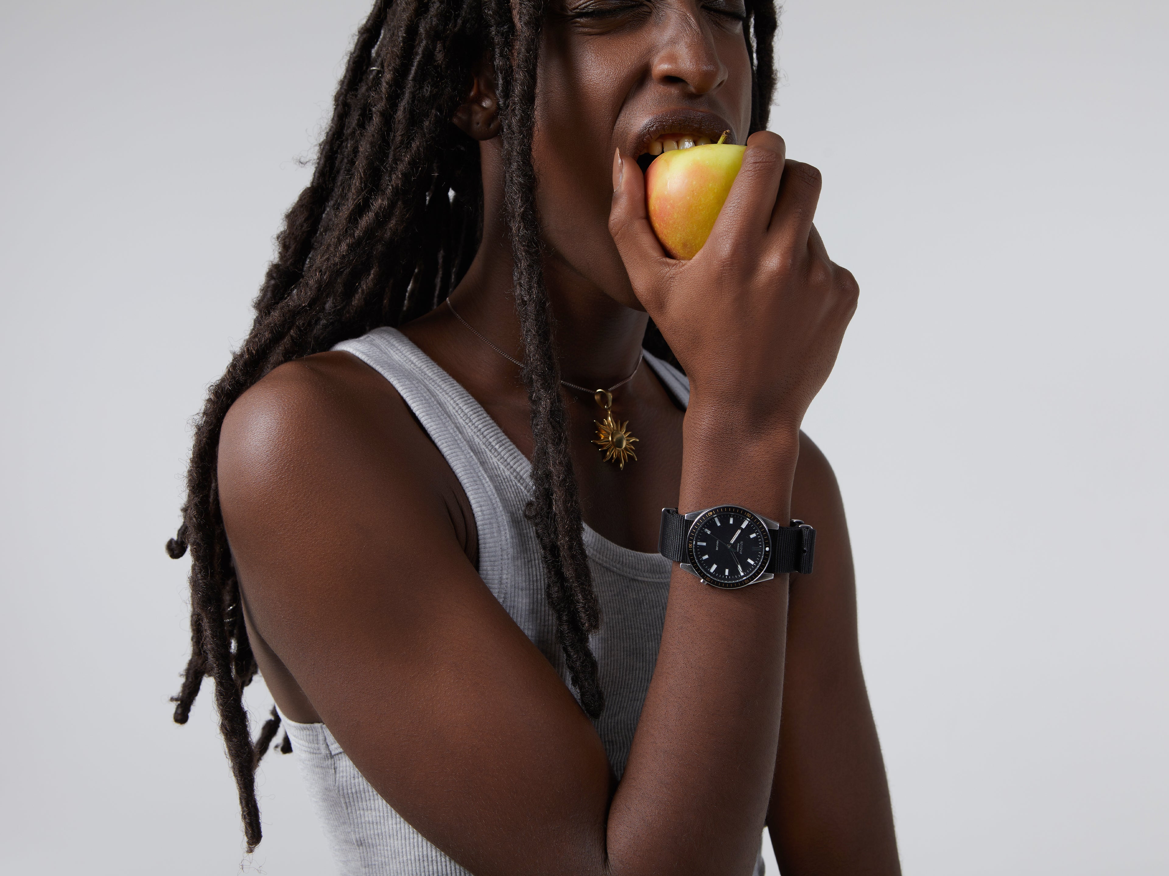 komono-ray-venture-nato-silver-black-armbanduhr image 3