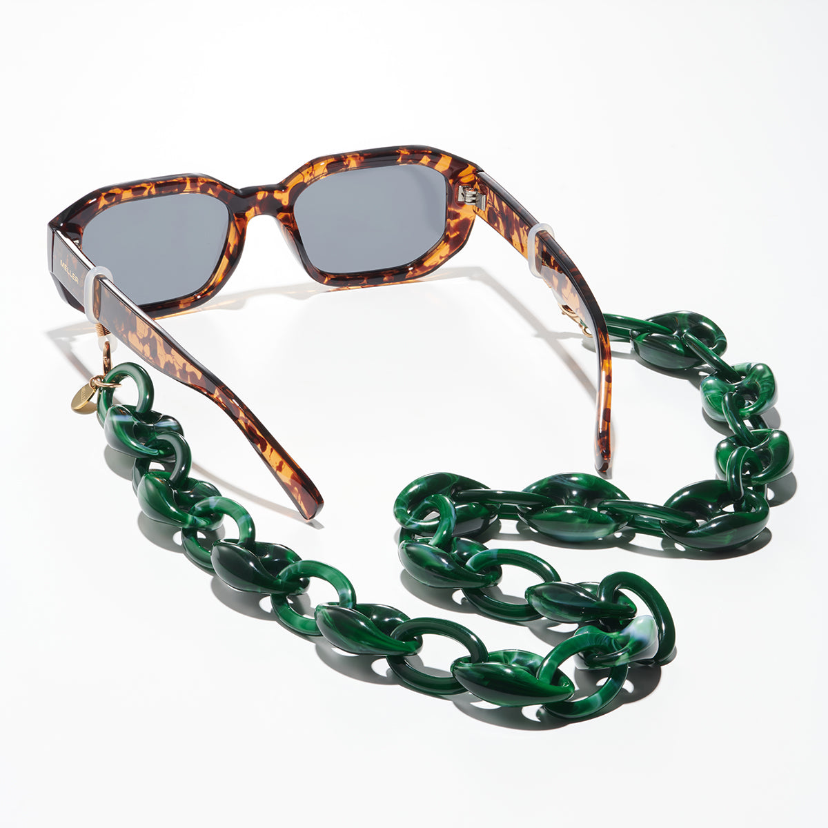 meller-kazi-brillenkette-green-wasserdesign-mit-verstellbaren-gummierden image 3