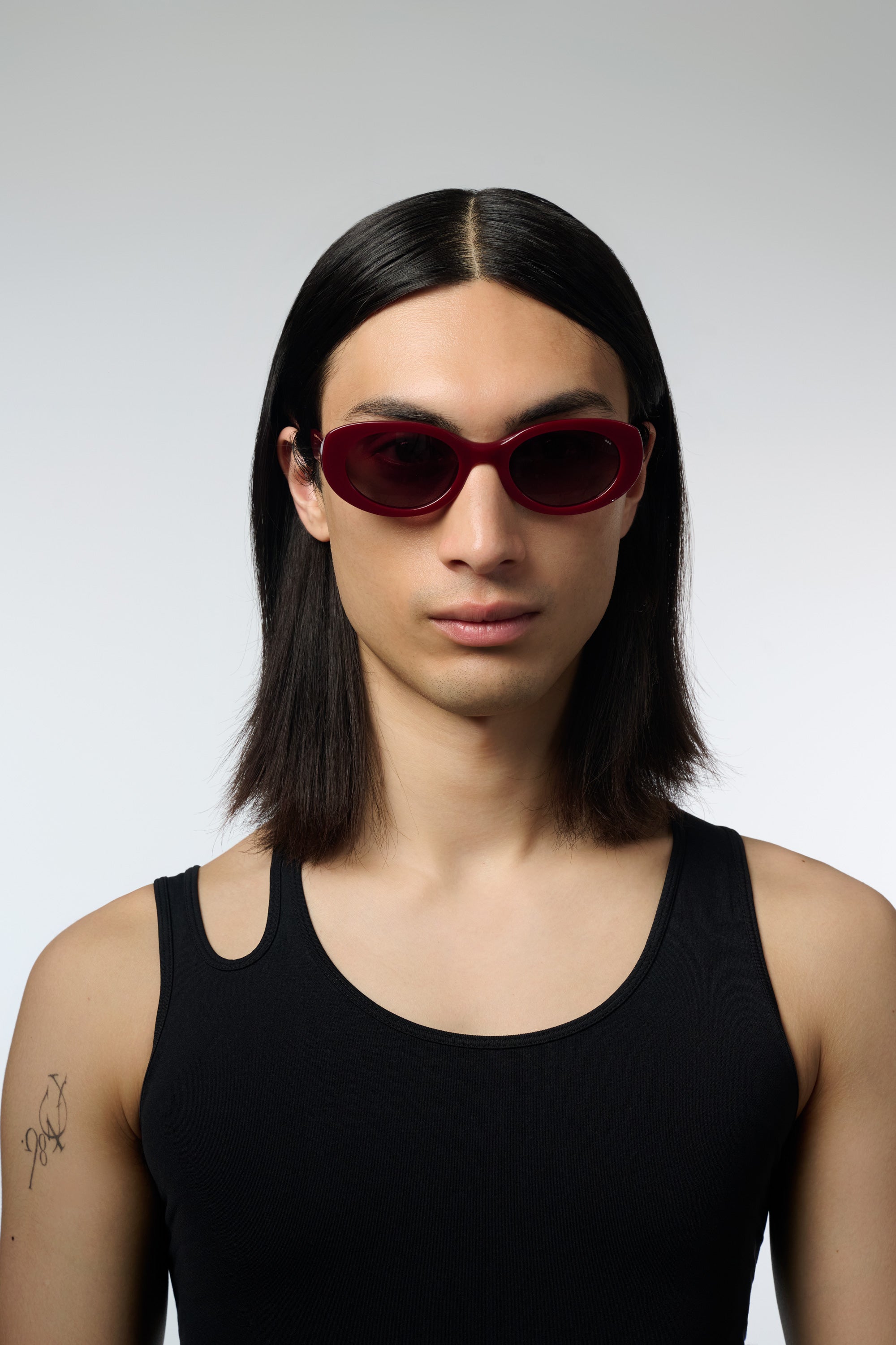 komono-alice-burgundy-sonnenbrille-nextsun-kollektion image 3
