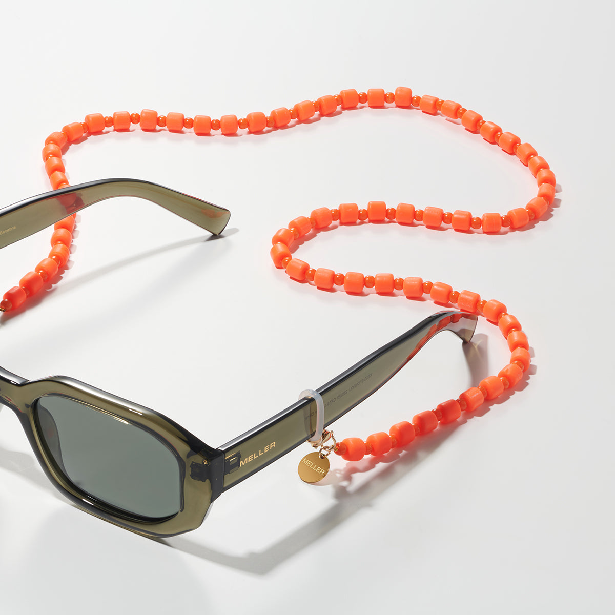meller-zola-orange-sonnenbrillen-kette image 1