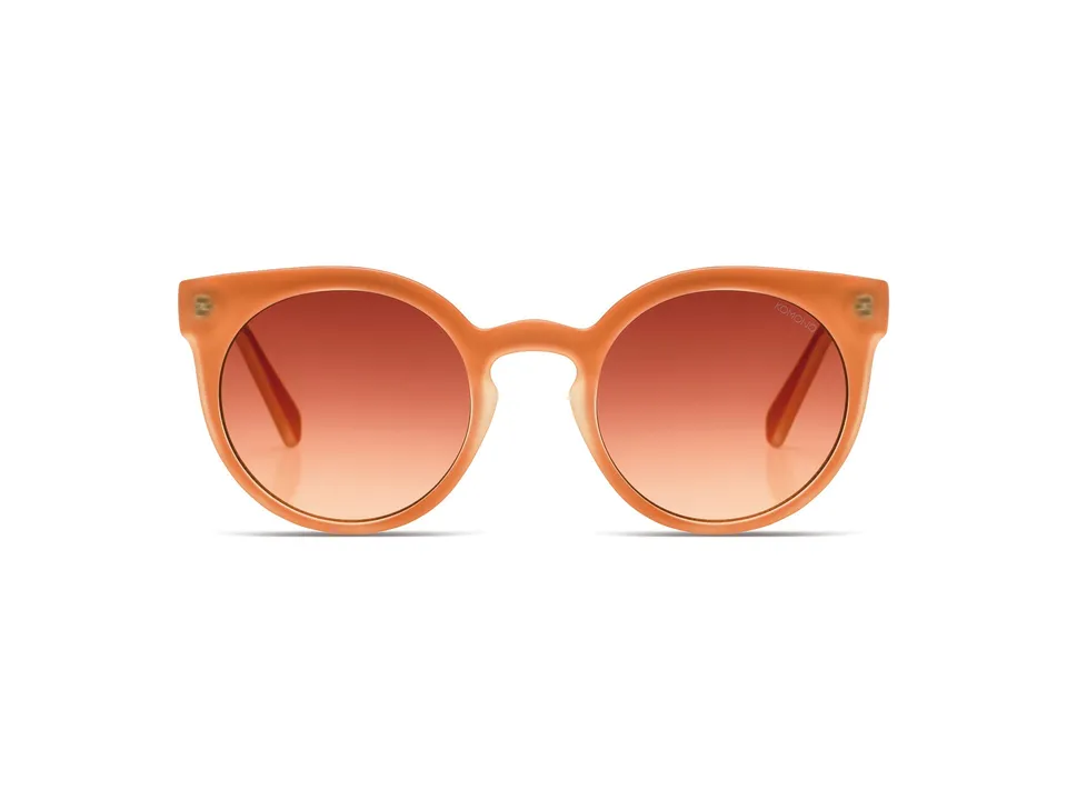 komono-lulu-velvet-coral-cat-eye-sonnenbrille-bio-nylon-orange image 1