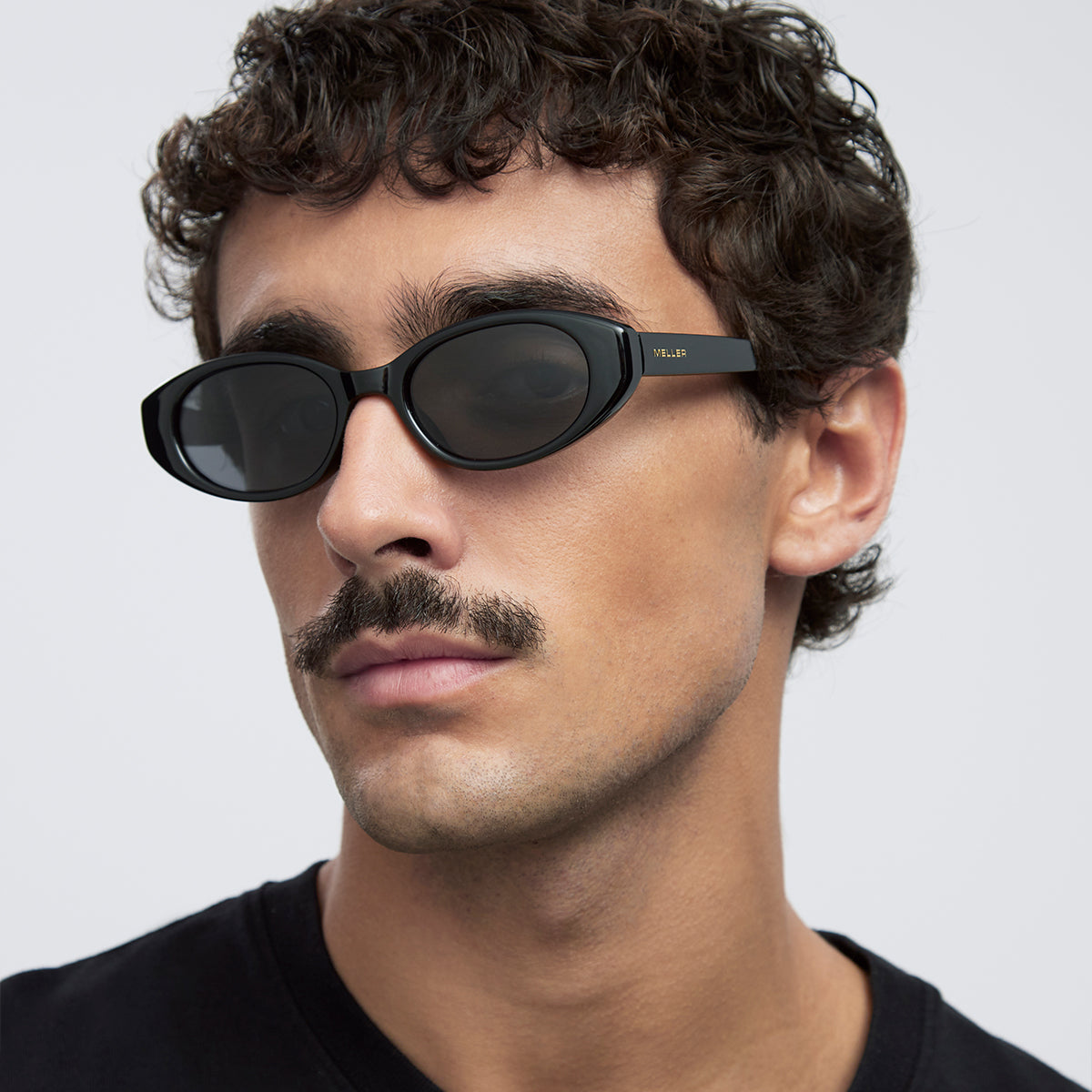 meller-zina-all-black-sonnenbrille image 5