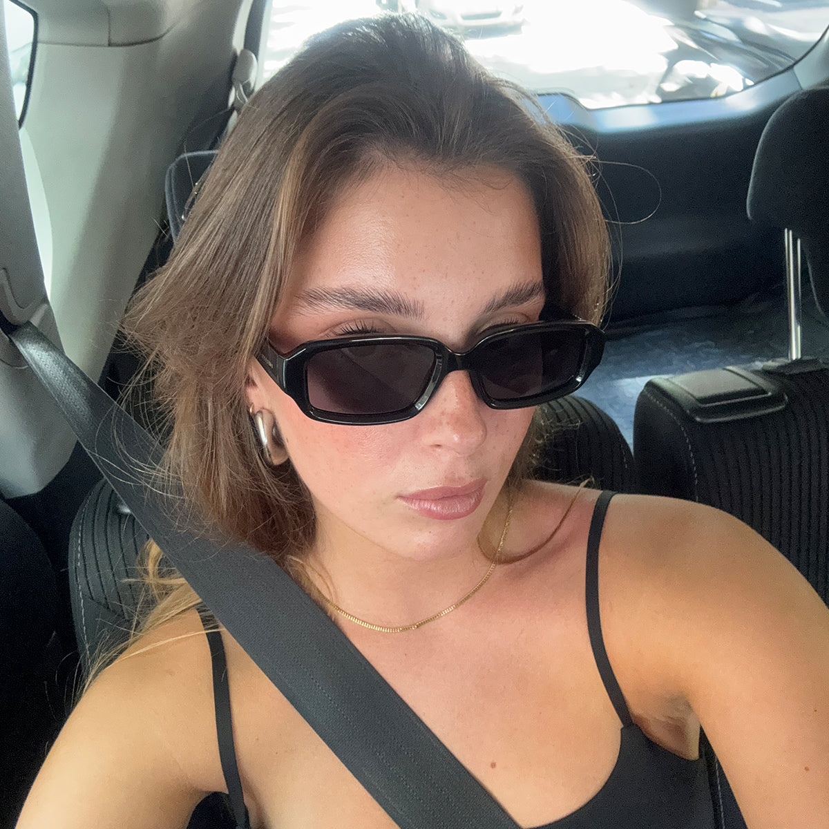 meller-azzi-all-black-sonnenbrille image 6