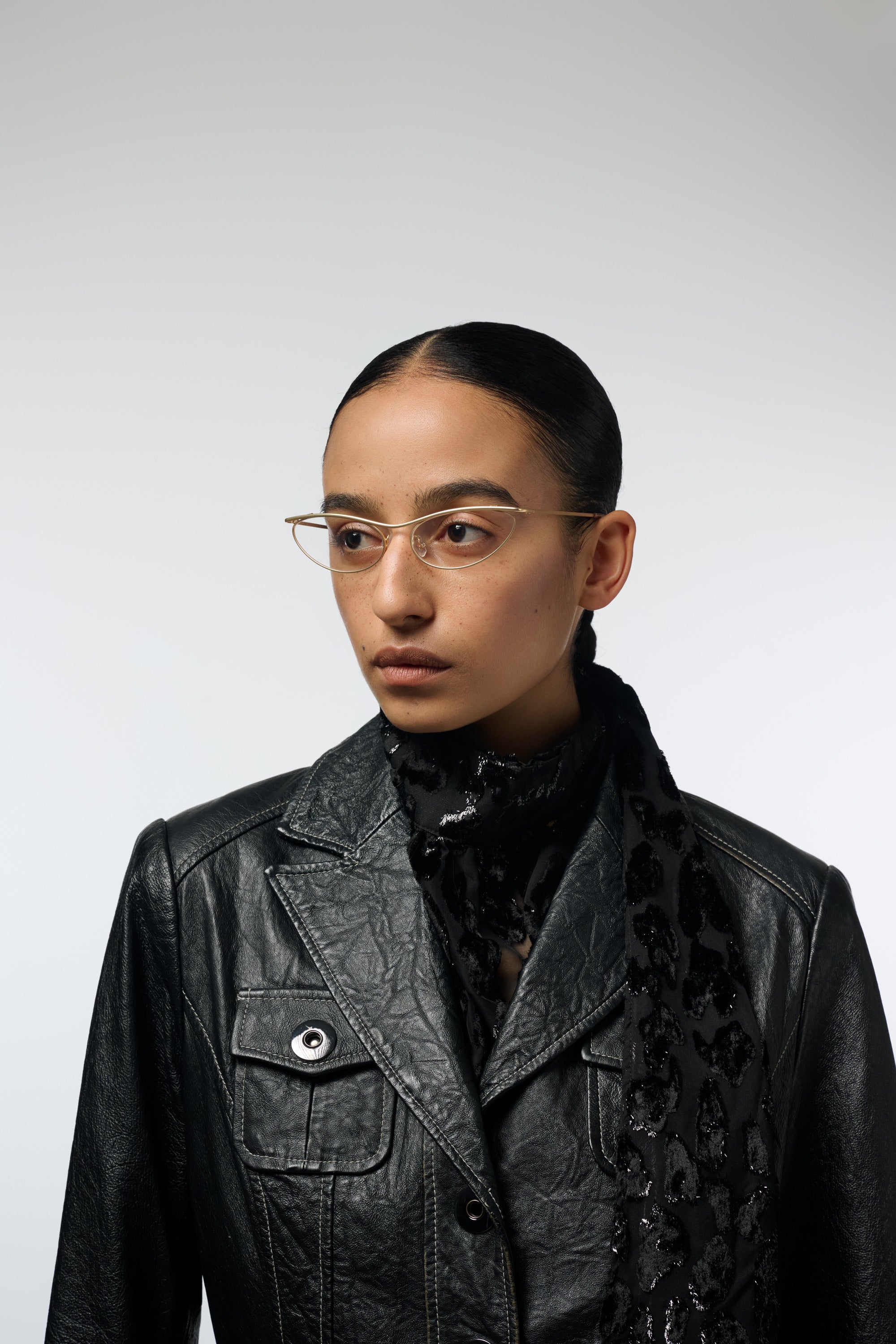 komono-lana-gold-shimmer-sonnenbrille image 4