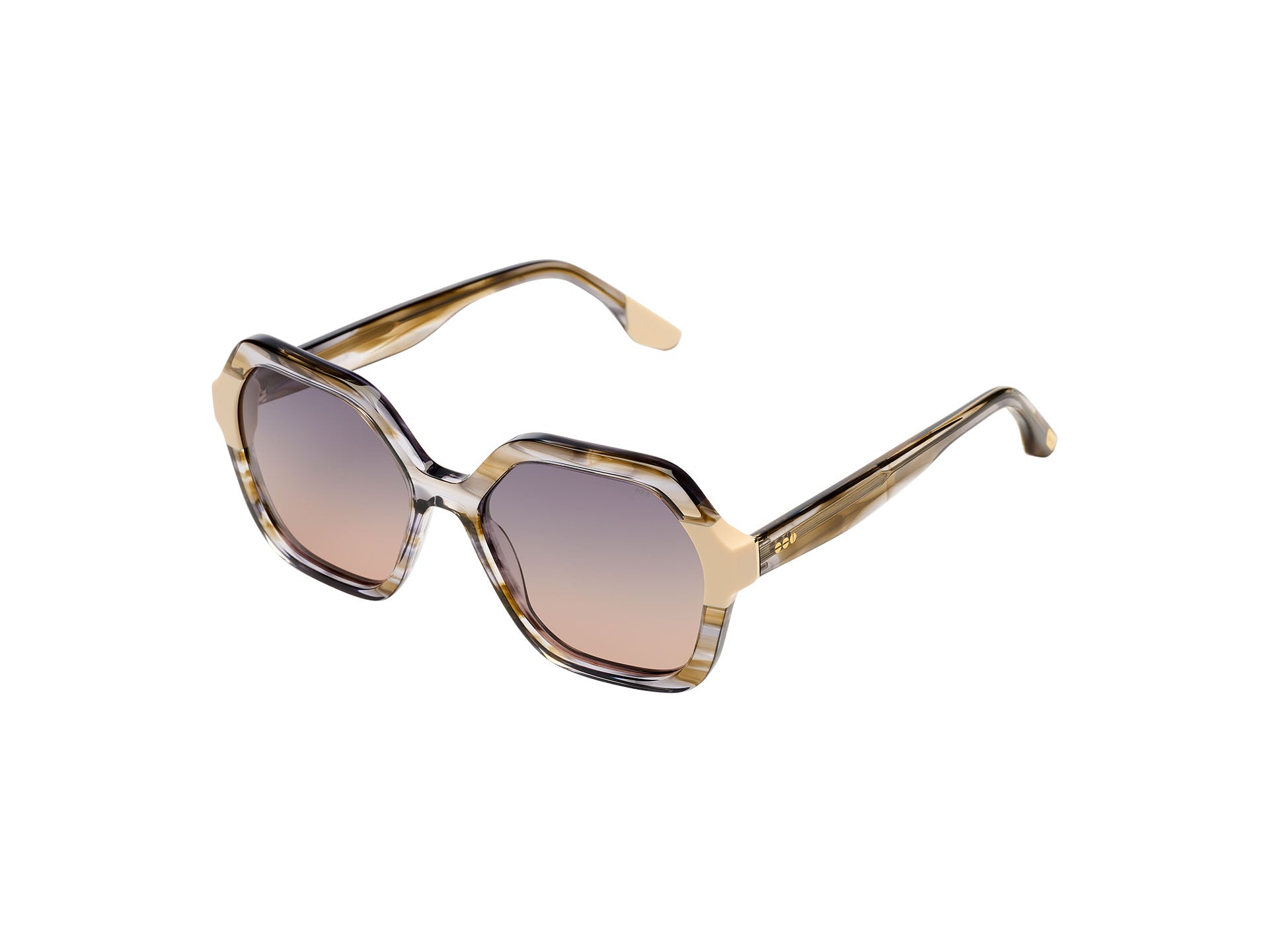 komono-iggy-white-creme-smoked-oversized-sonnenbrille-mit-100-uv-schutz image 3
