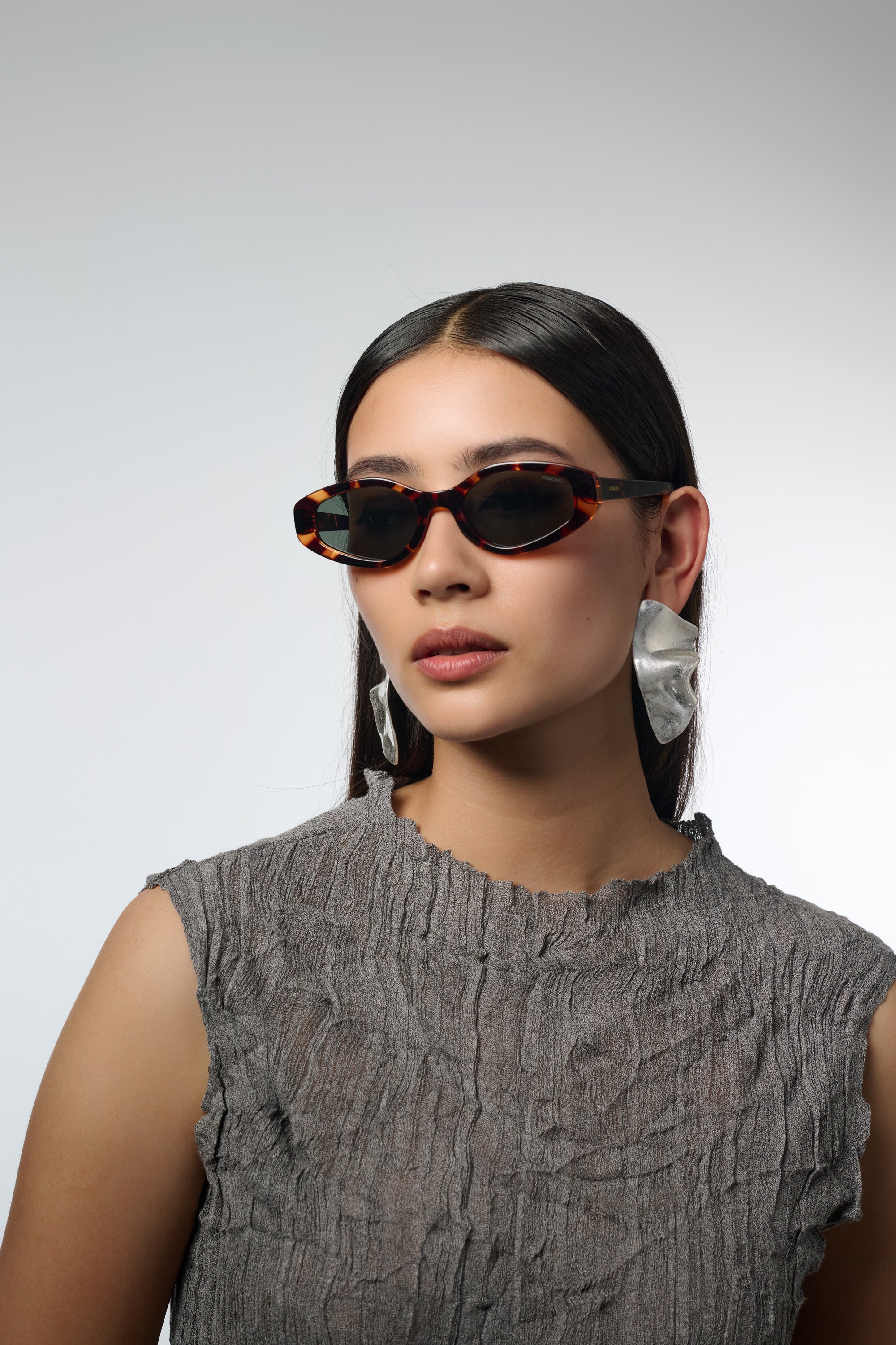 komono-margot-havana-sonnenbrille image 5