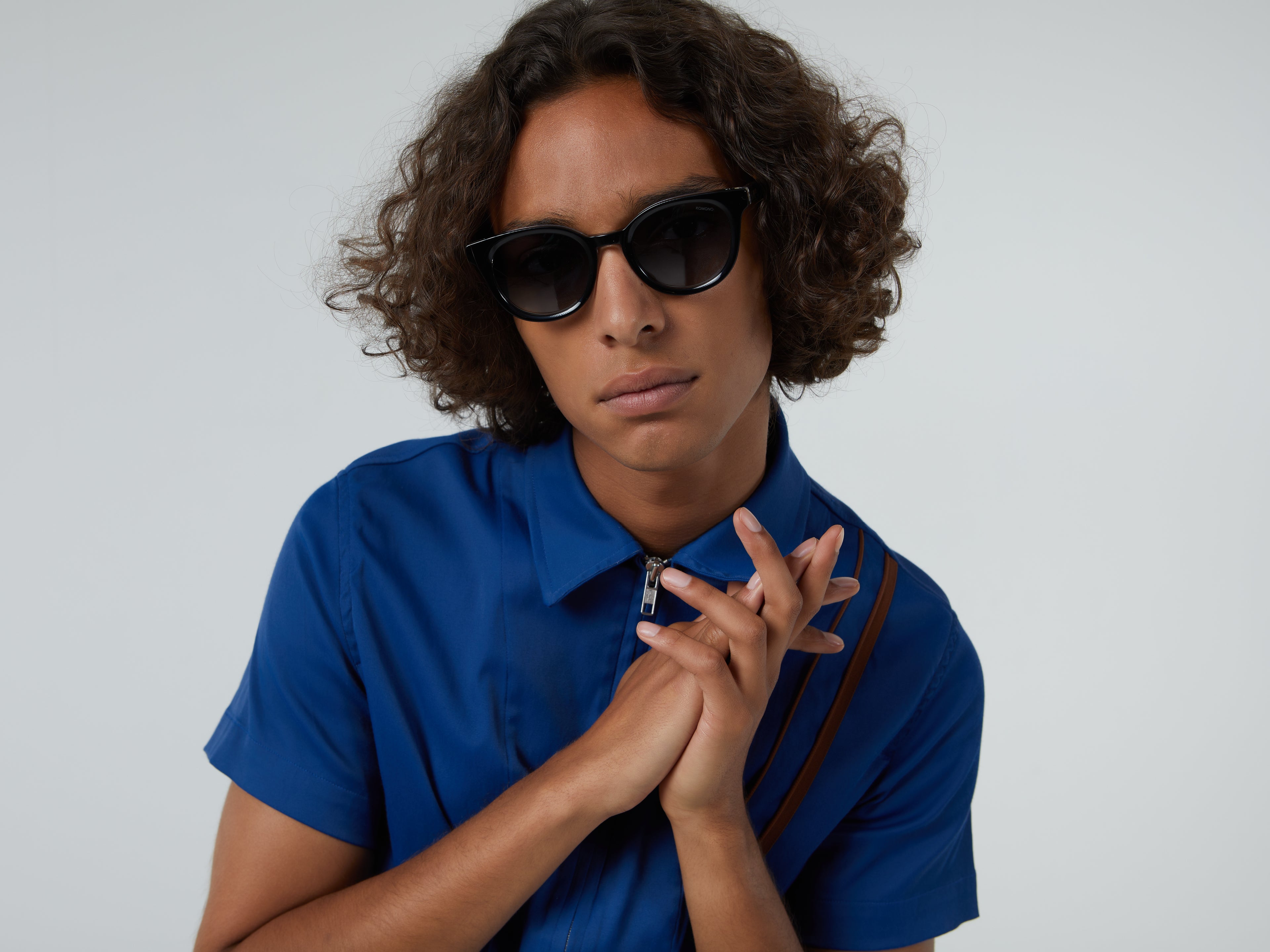 komono-mae-black-clear-schmetterlings-sonnenbrille image 4
