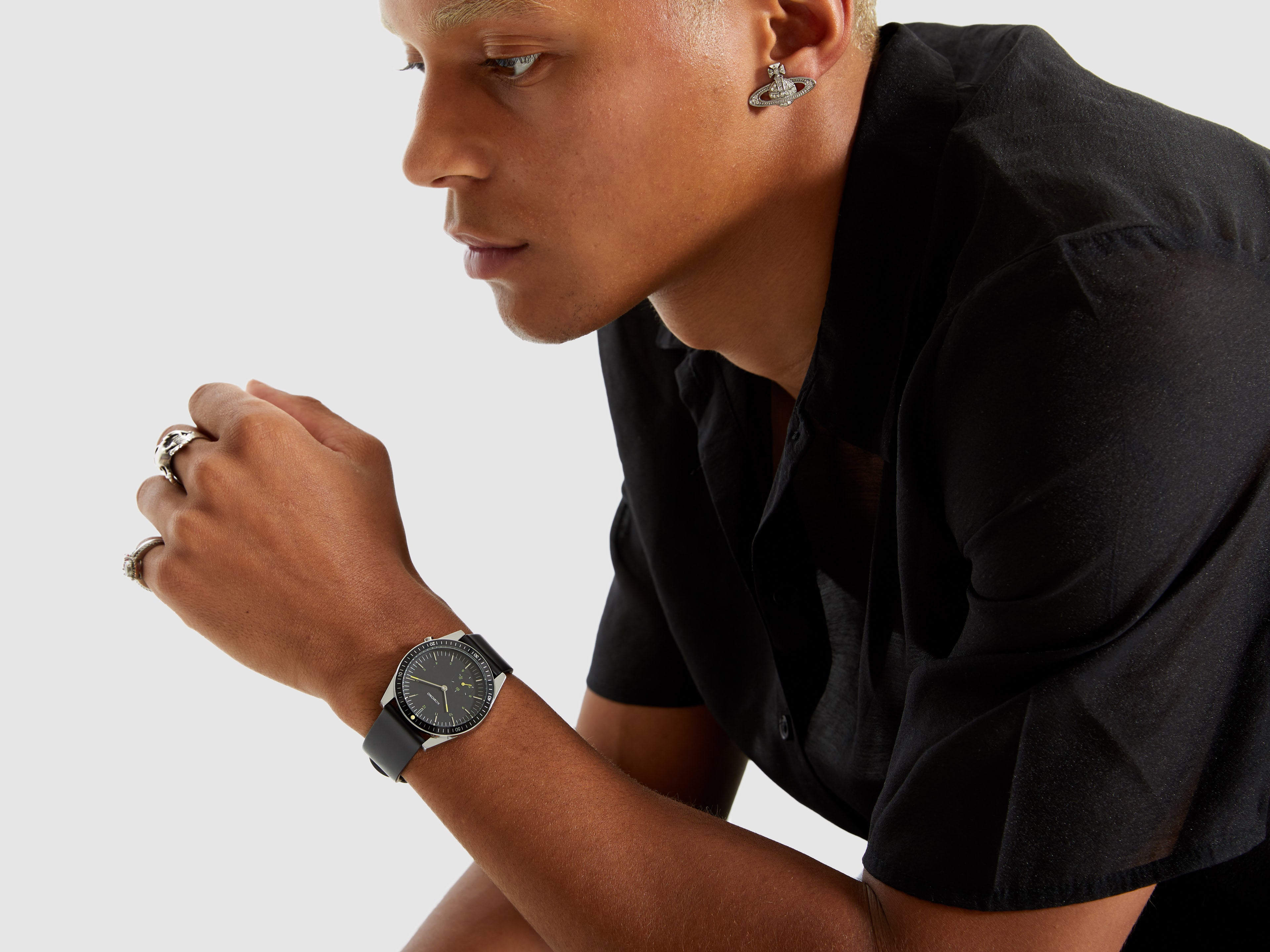 komono-ray-legacy-herrenuhr-leder-black image 7