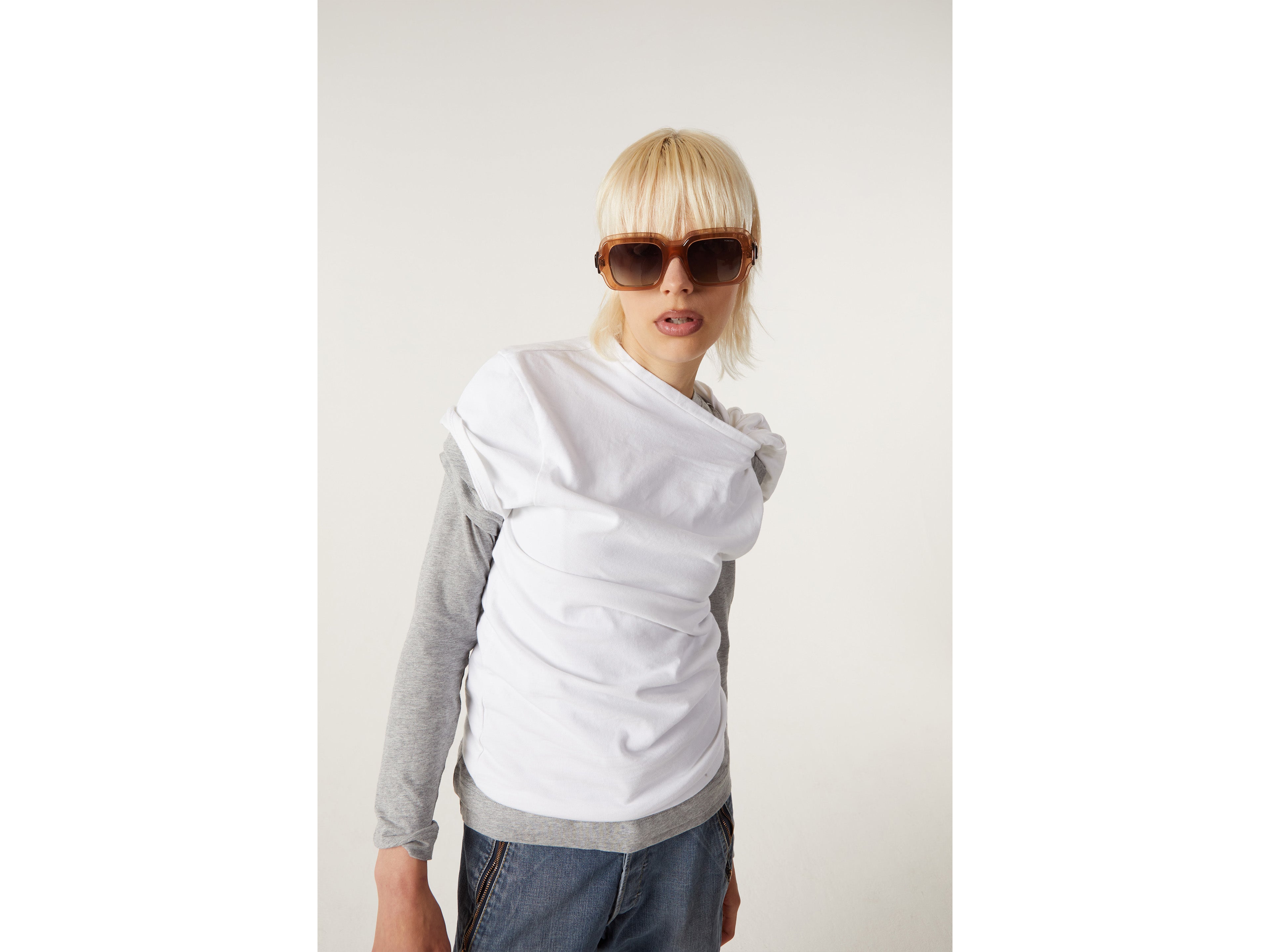 komono-x-victoria-lebrun-rose-bergro-e-sonnenbrille-transluzentes-acetat image 6