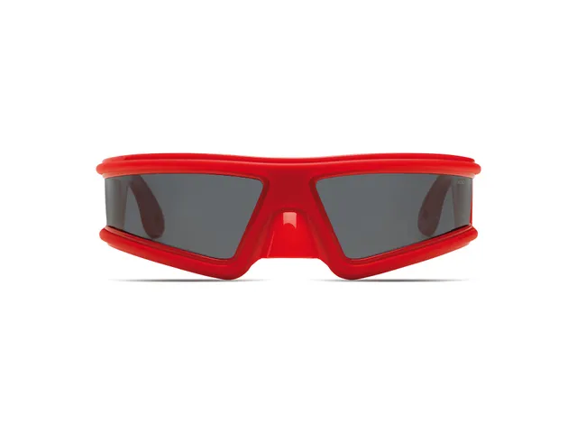 komono-alien-scarlet-sonnenbrille-walter-van-beirendonck-kollaboration image 1