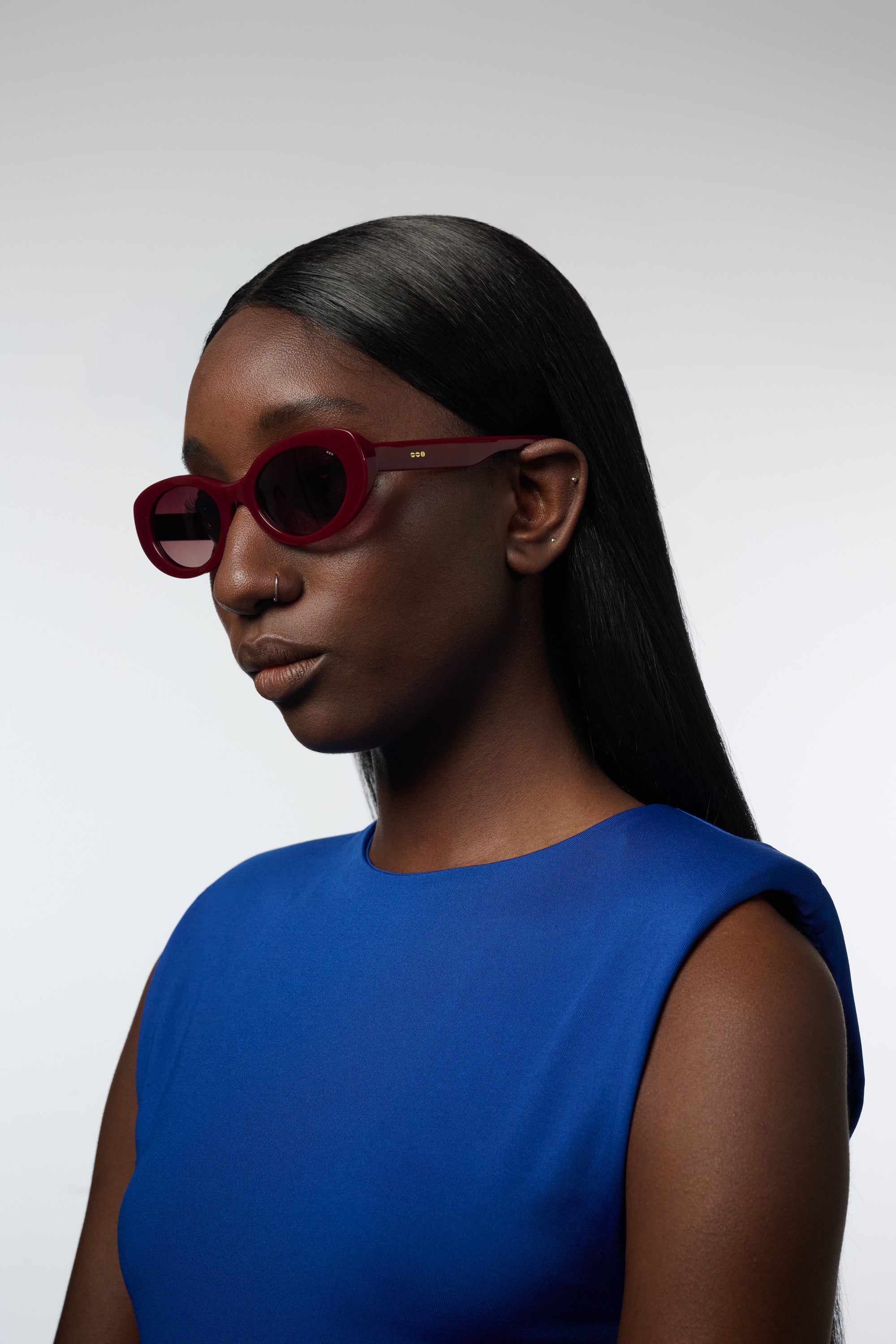 komono-alice-burgundy-sonnenbrille-nextsun-kollektion image 4