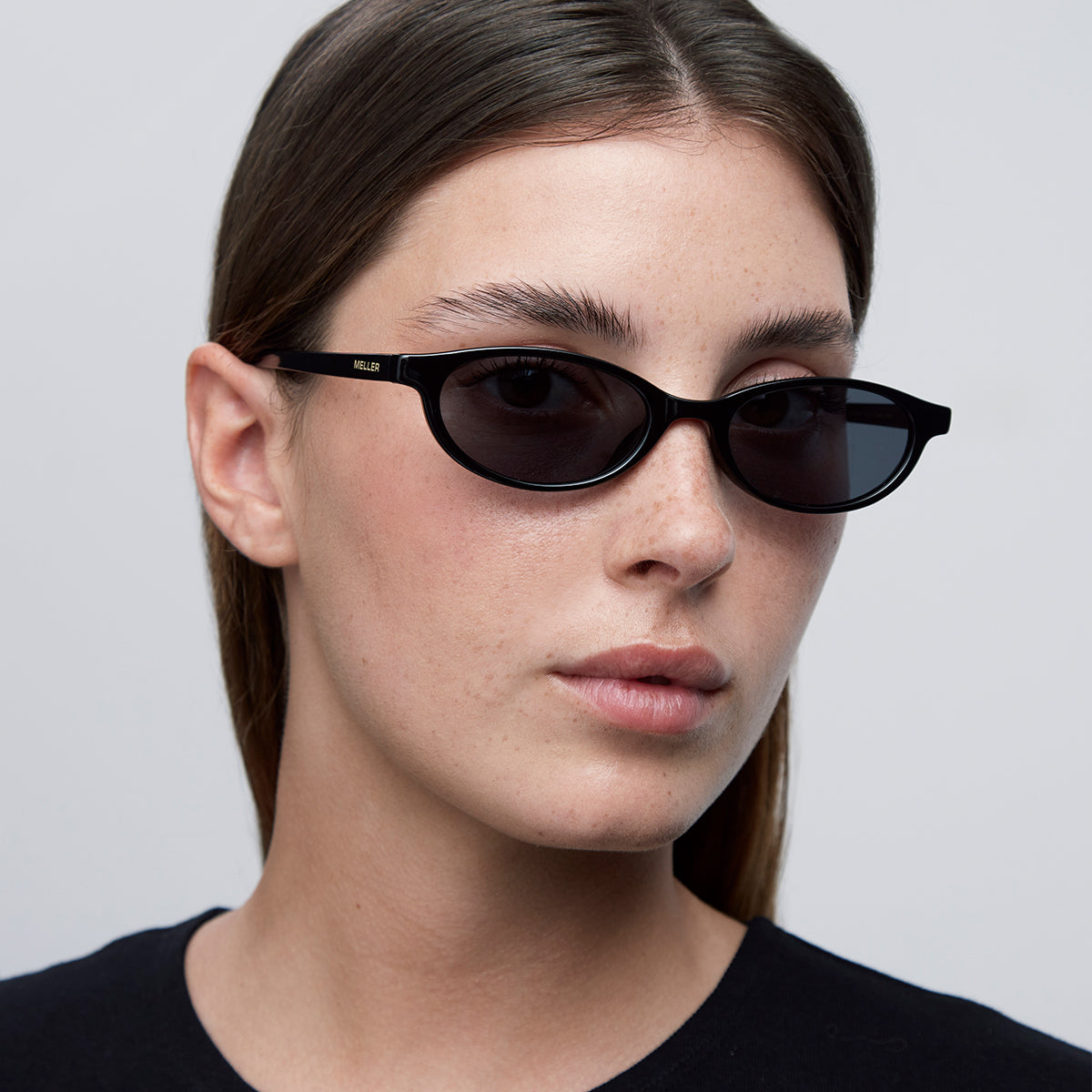 meller-binti-all-black-sonnenbrille image 6