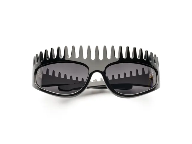komono-x-uliana-black-sonnenbrille-mit-headband-design image 1