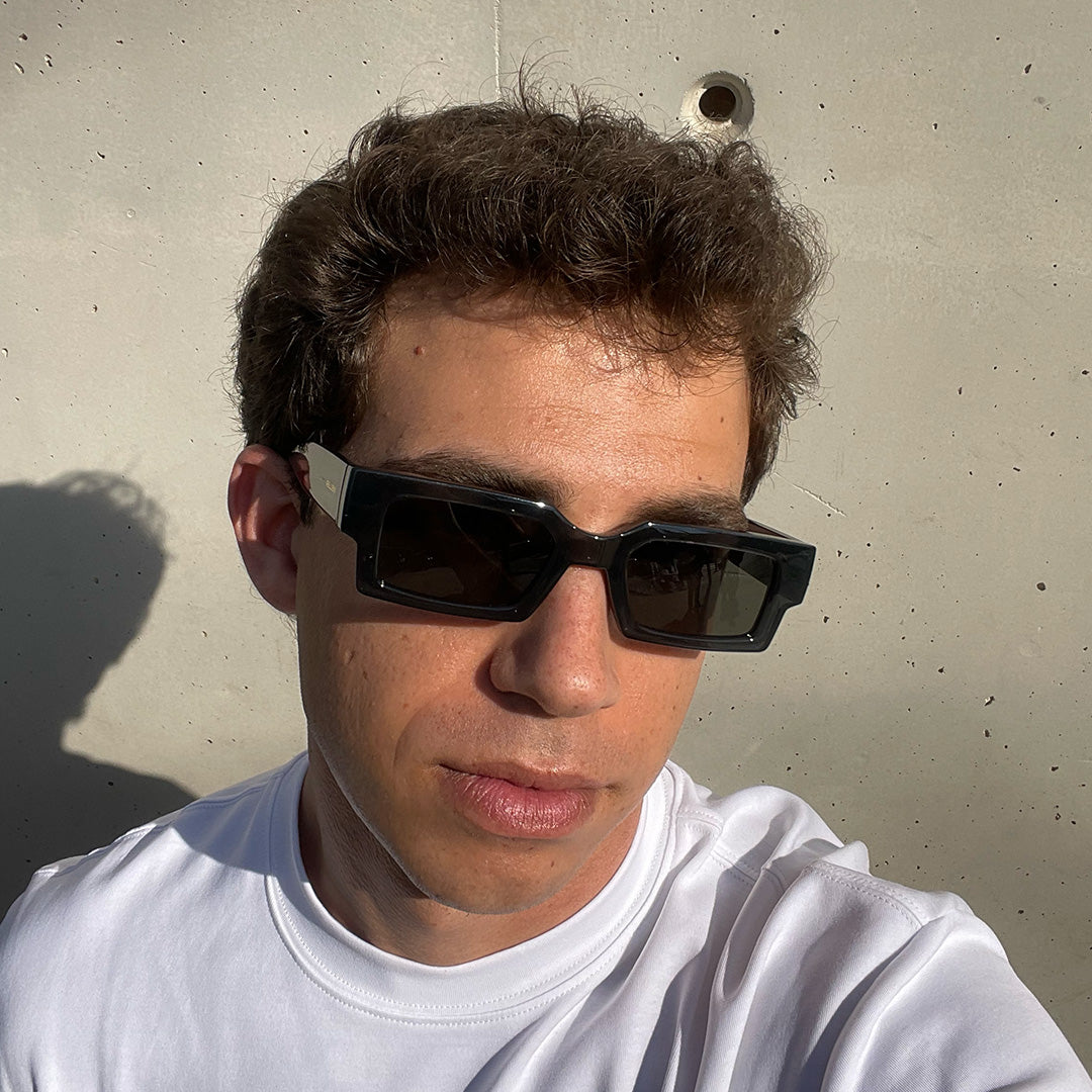 meller-ayira-all-black-sonnenbrille image 5