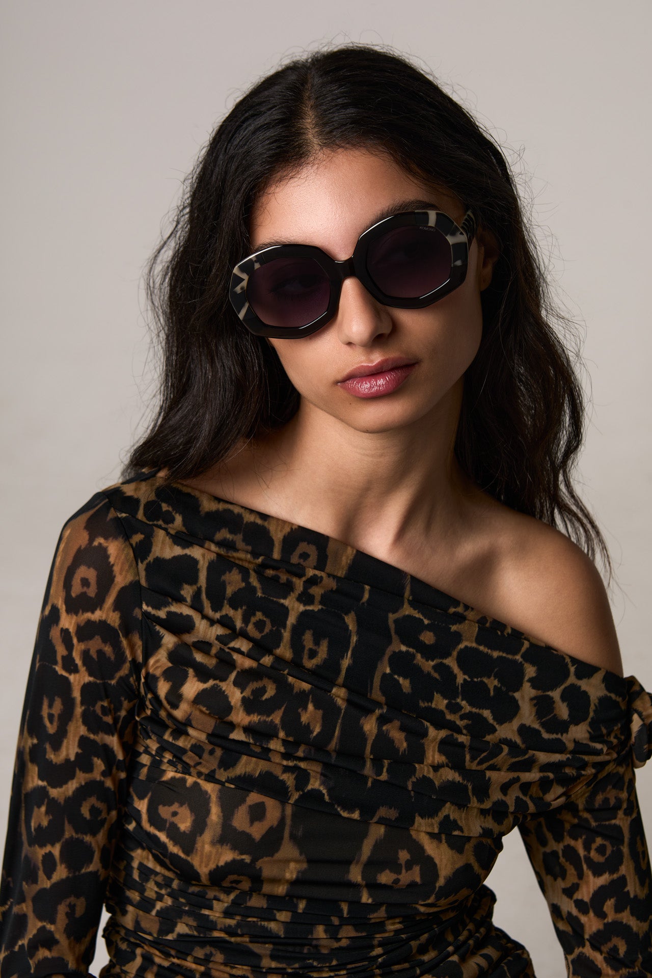 komono-amy-emerald-bobcat-sonnenbrille image 4