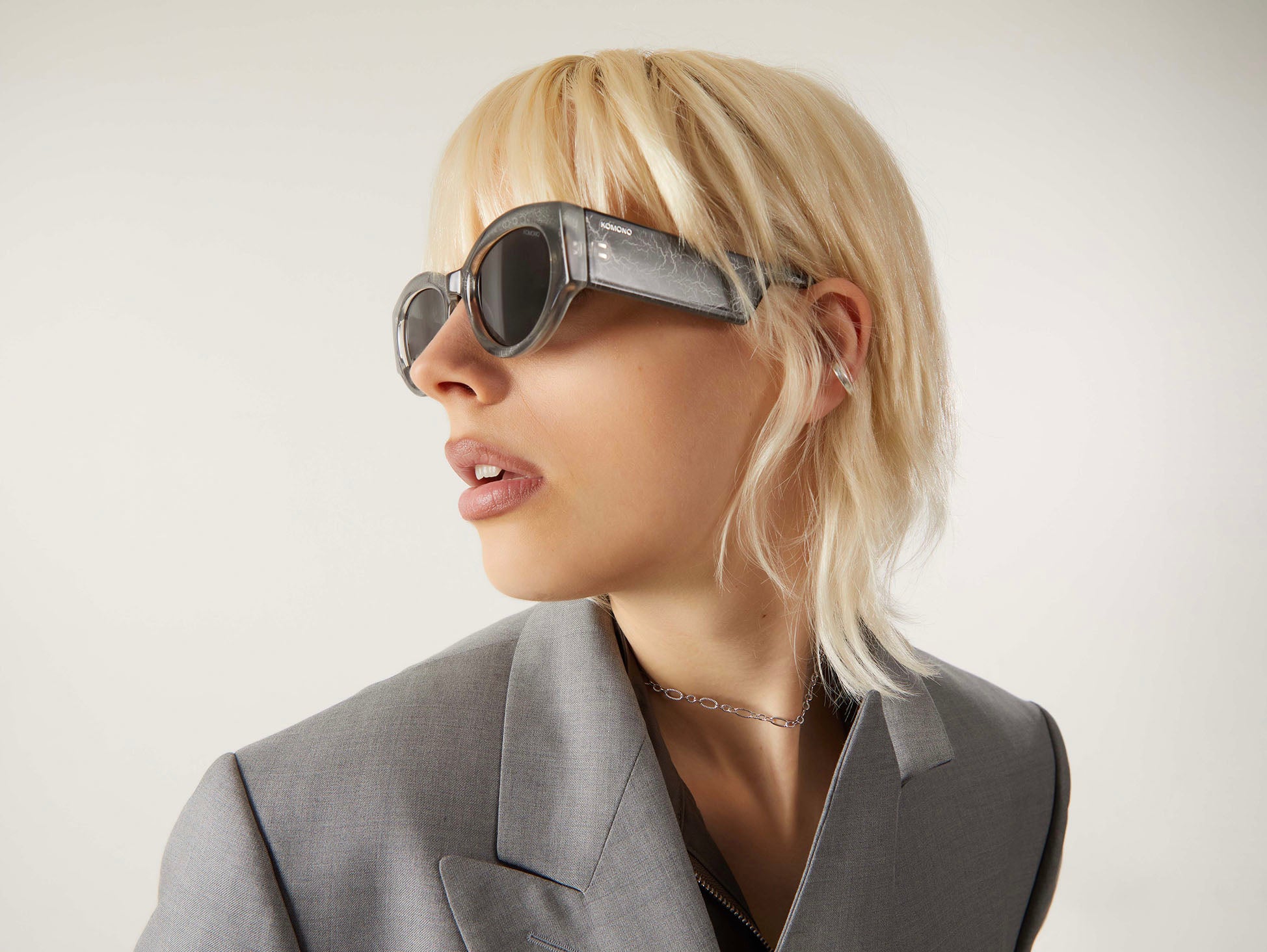 komono-dax-black-viper-oval-sonnenbrille-large-fit-bio-nylon image 3
