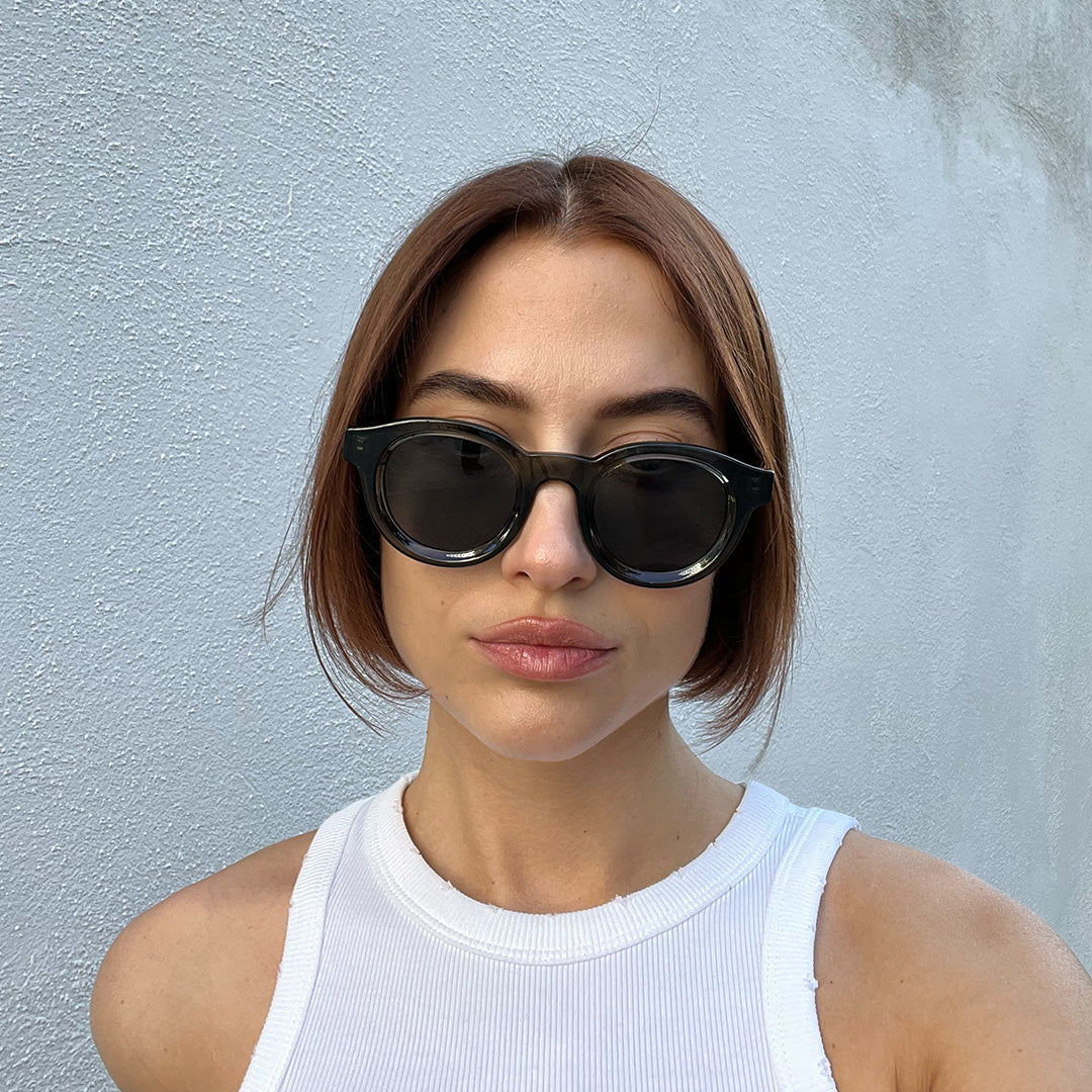 meller-siara-stone-olive-sonnenbrille-rund-modern-in-gr-n image 4