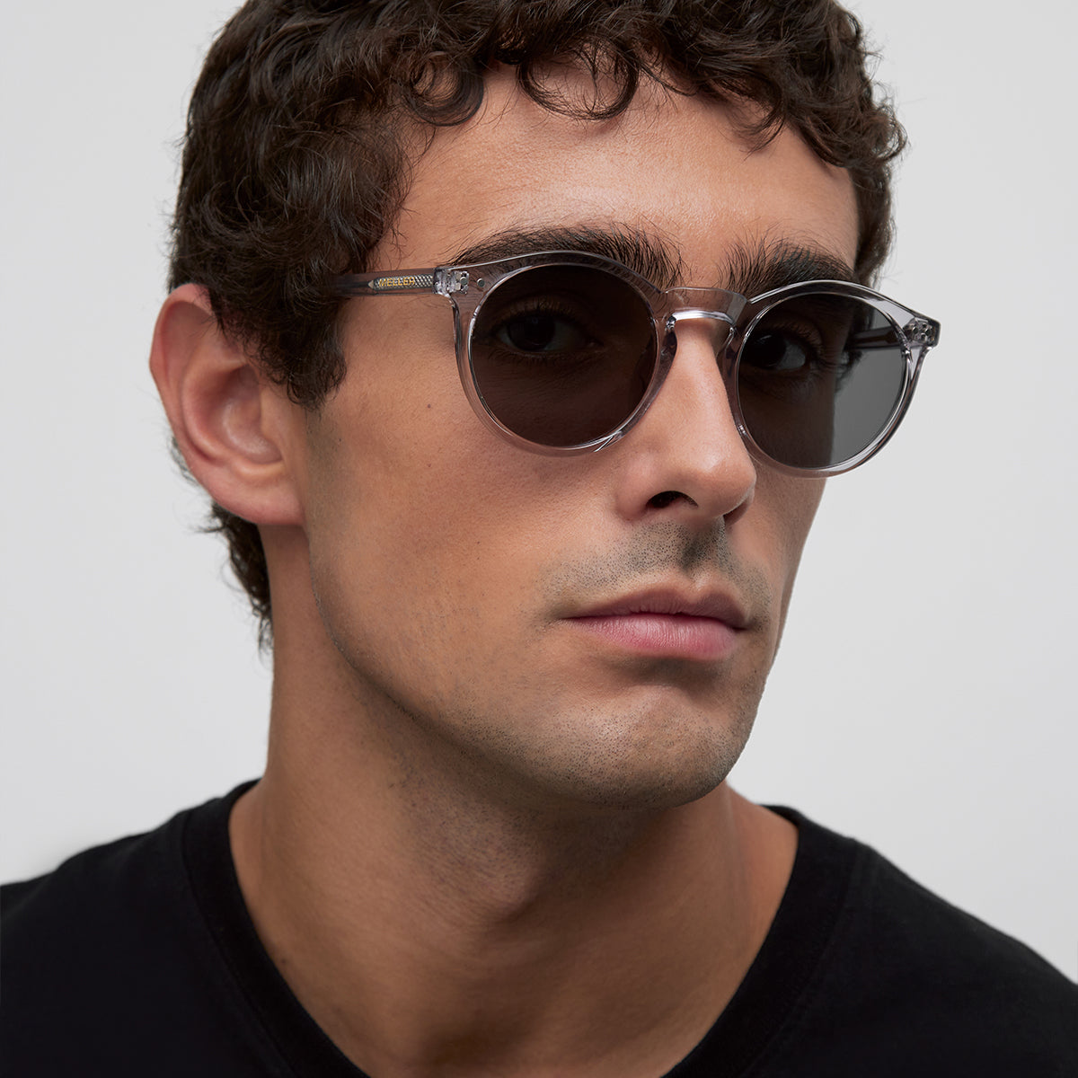 meller-kubu-all-grey-sonnenbrille-rund-vintage-biobased image 5