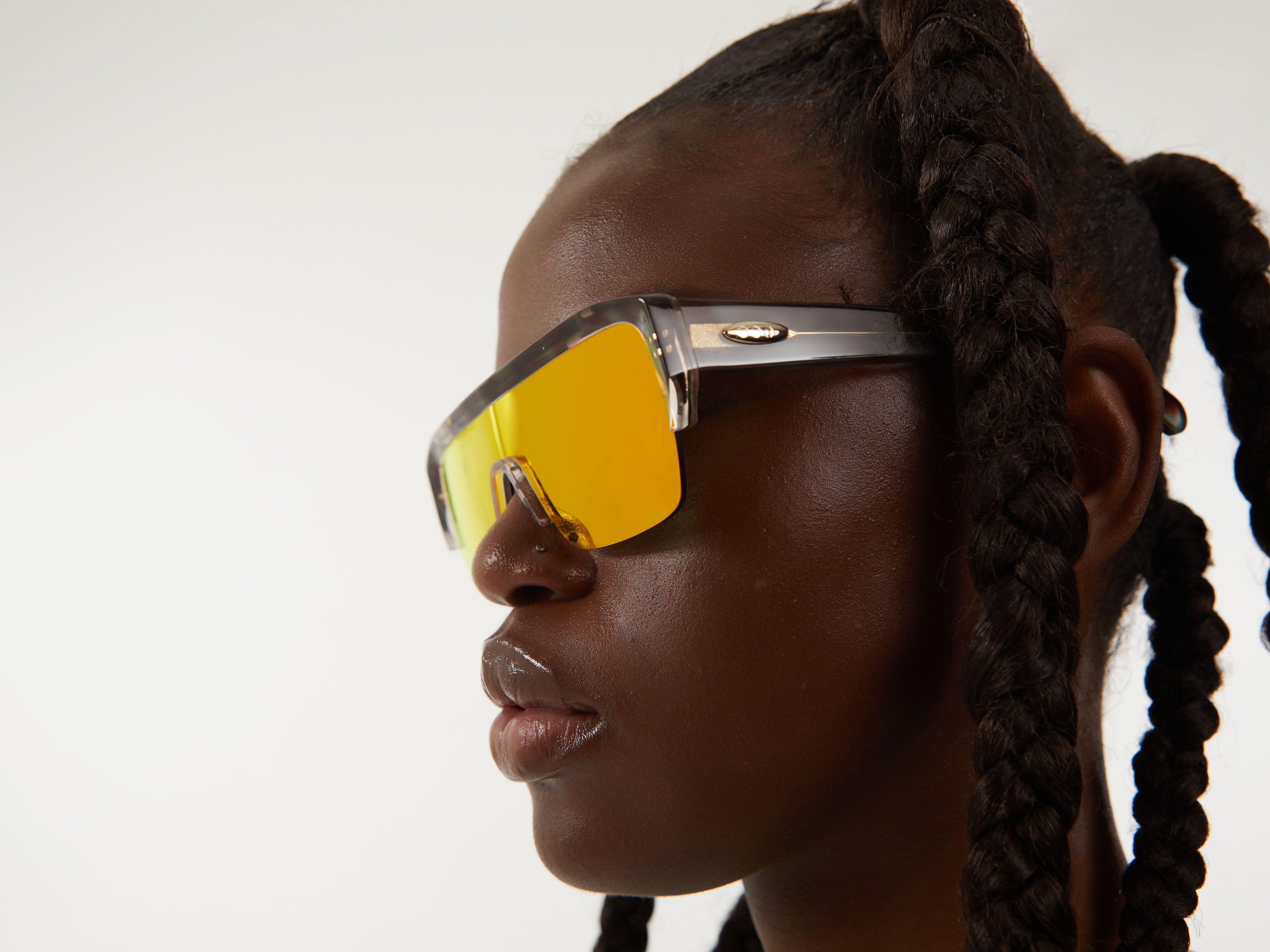 komono-aksel-blue-leopard-sonnenbrille-eckiger-rahmen-mit-shield-lens-design-gro image 4