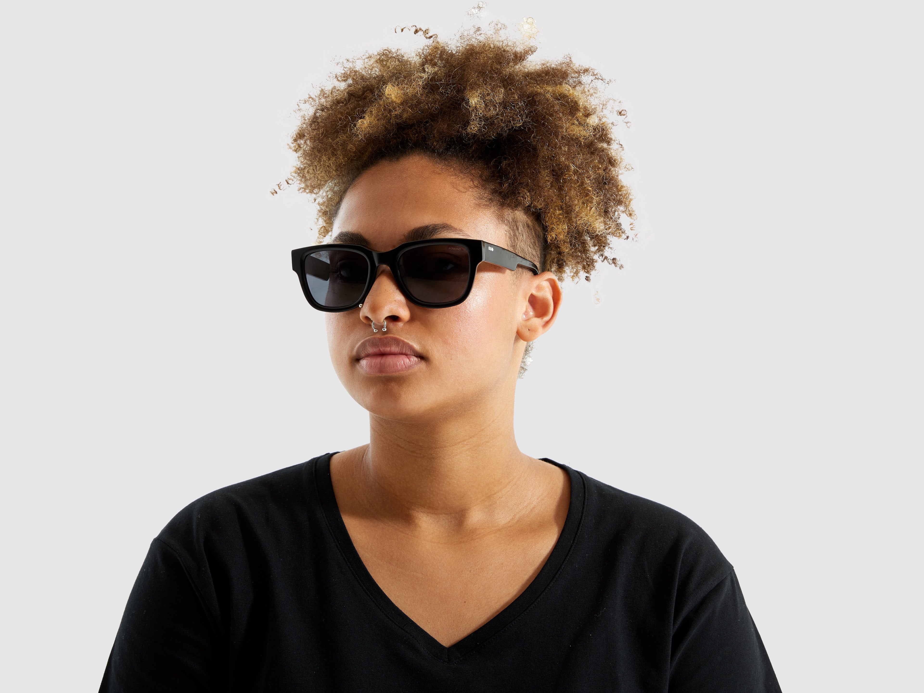 komono-danny-black-sonnenbrille-rechteckig-eco-acetat-schwarz image 4