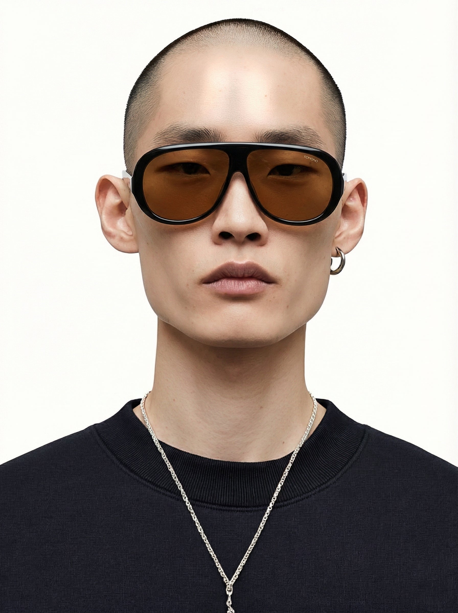komono-tate-black-amber-sonnenbrille-pilotenform image 5