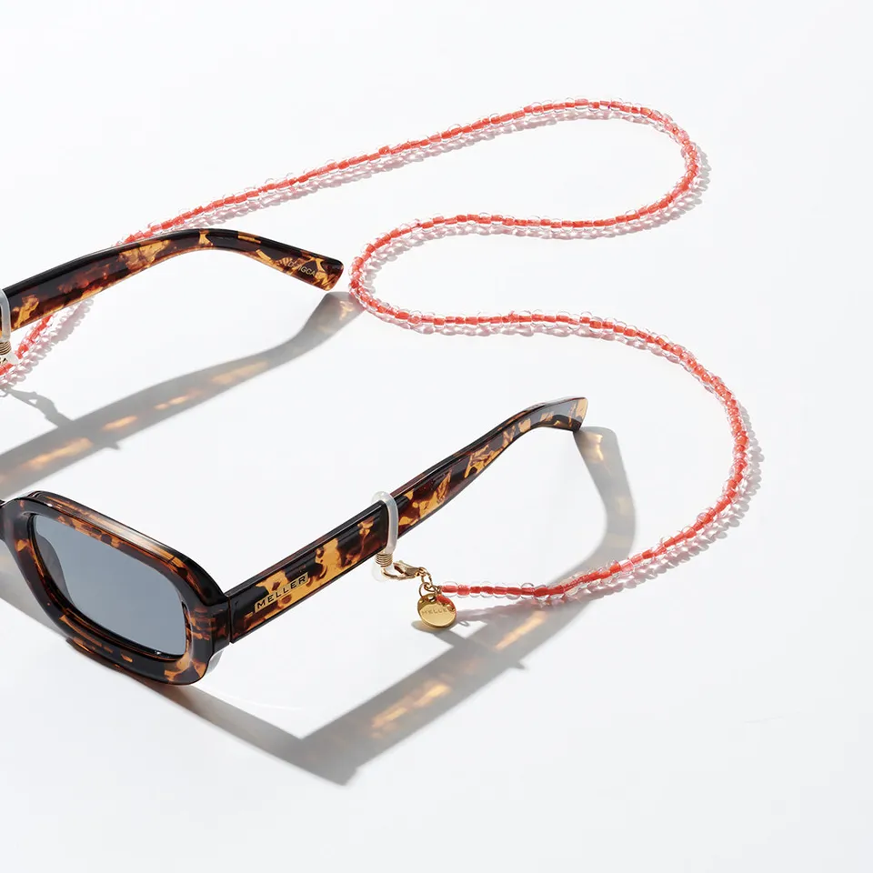 meller-yaro-red-brillenkette-perlen image 1