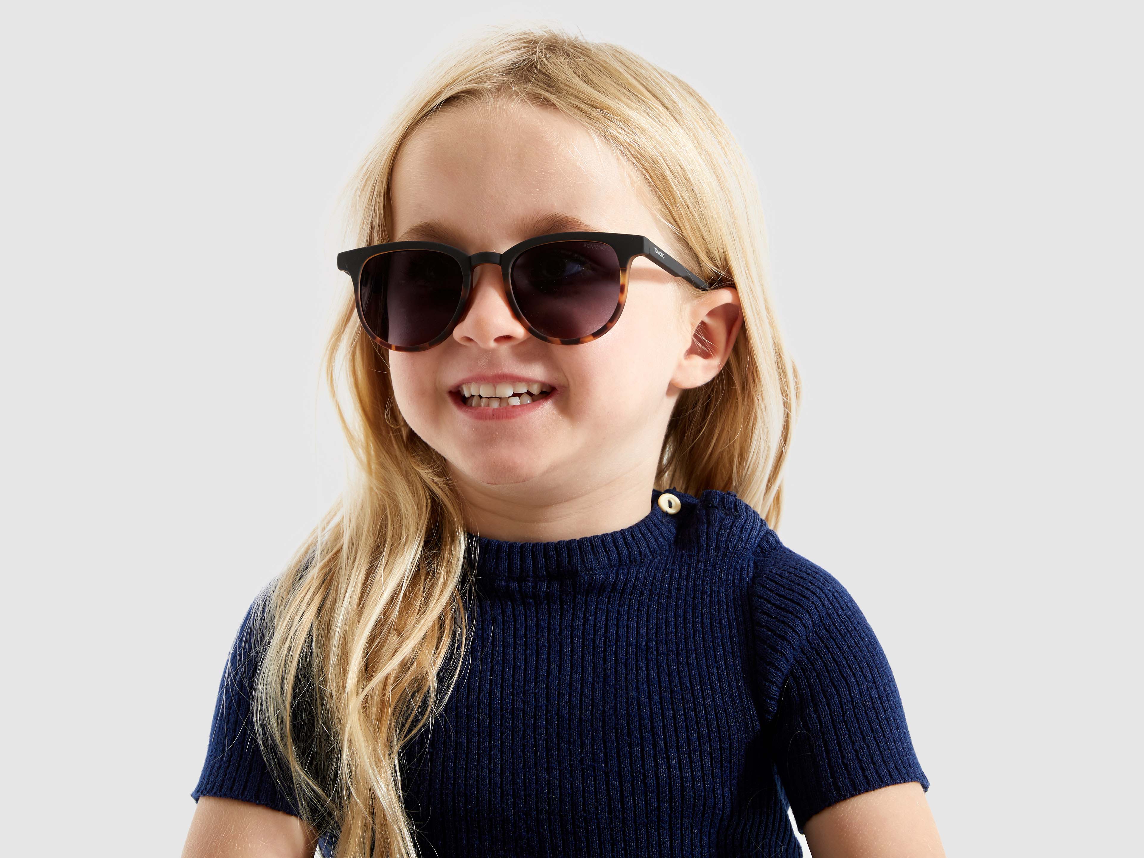 komono-francis-jr-matte-black-tortoise-kinder-sonnenbrille image 3