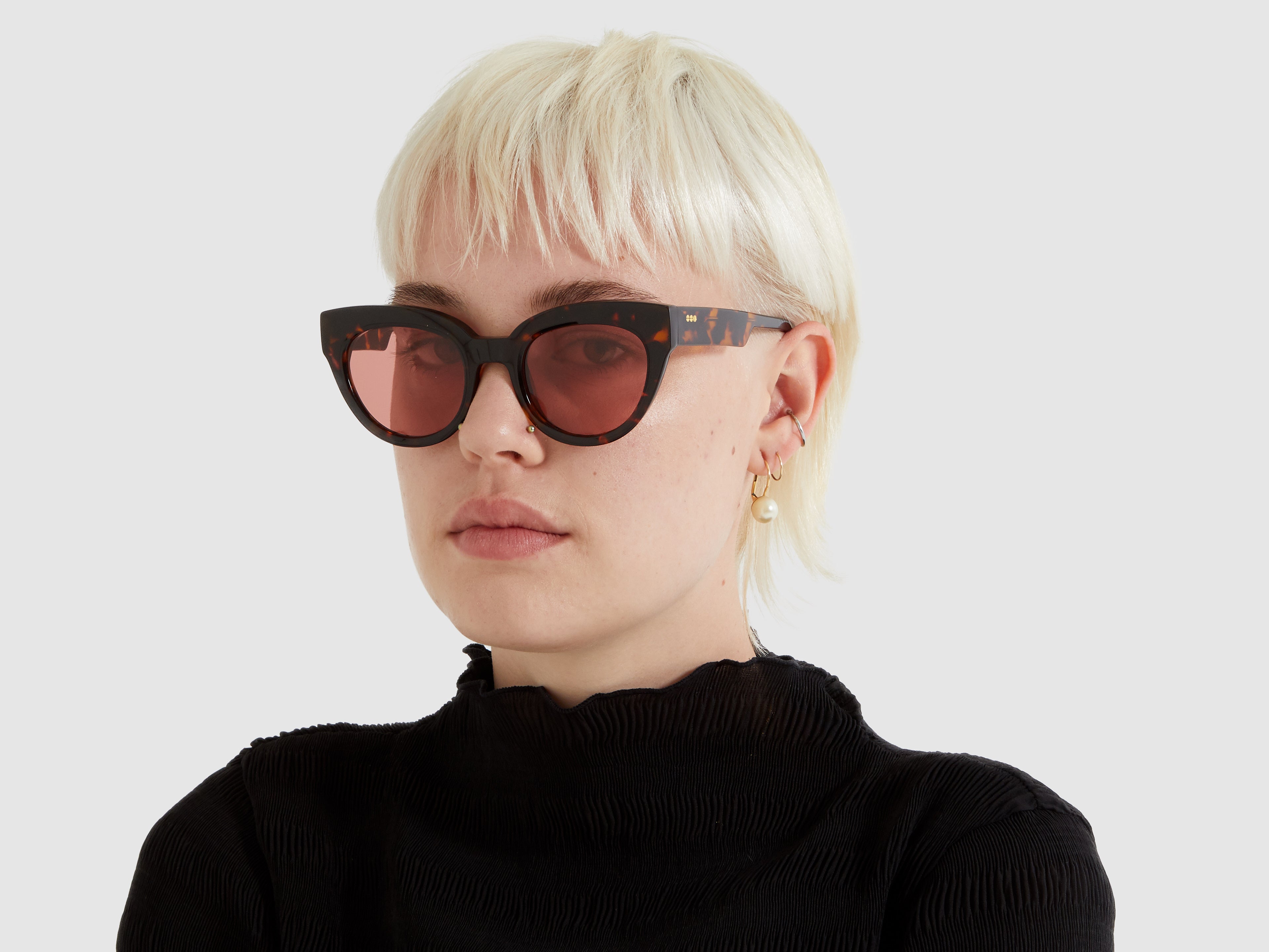 komono-lucile-tortoise-cat-eye-sonnenbrille image 3