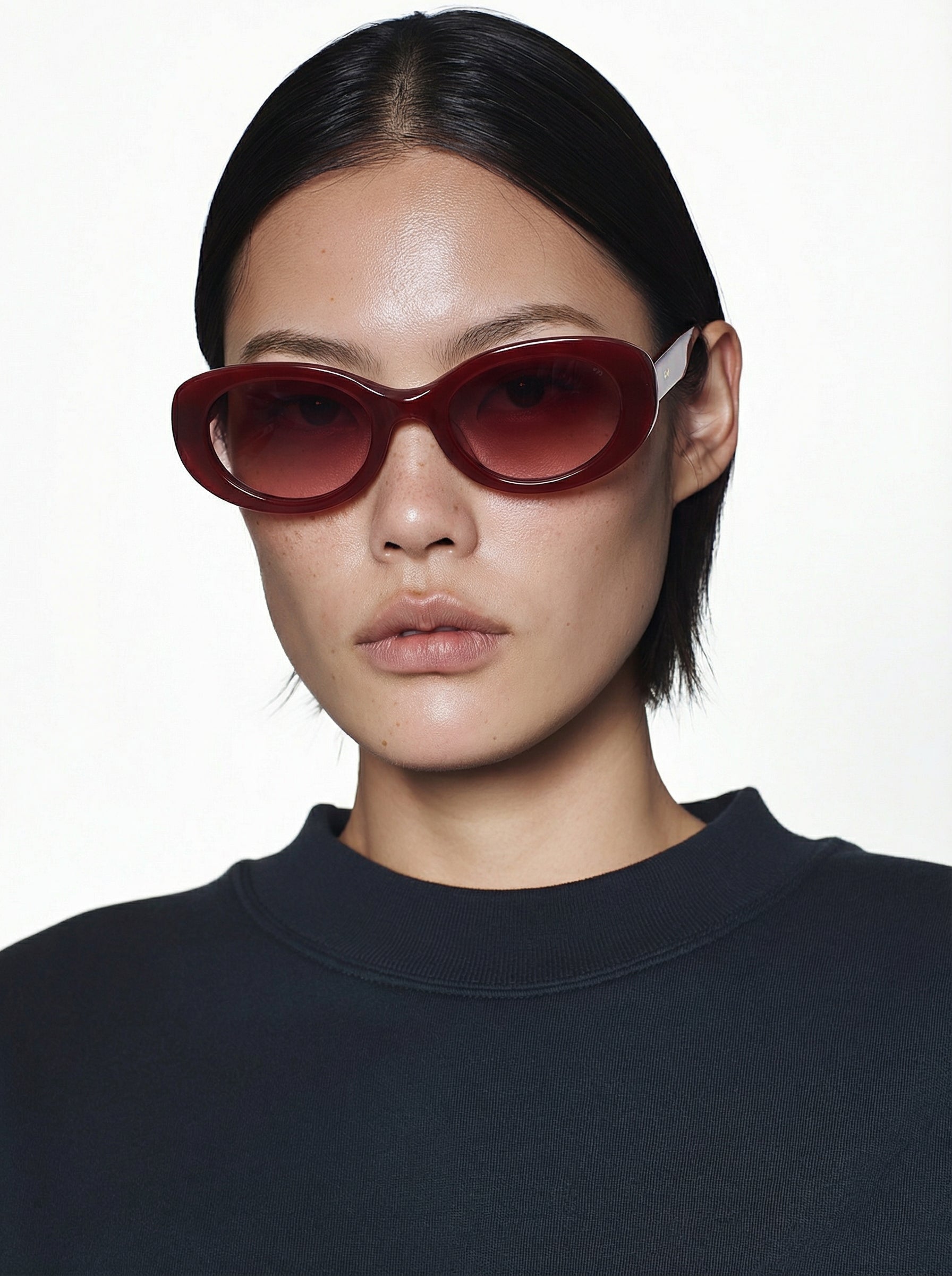 komono-alice-burgundy-sonnenbrille-nextsun-kollektion image 7