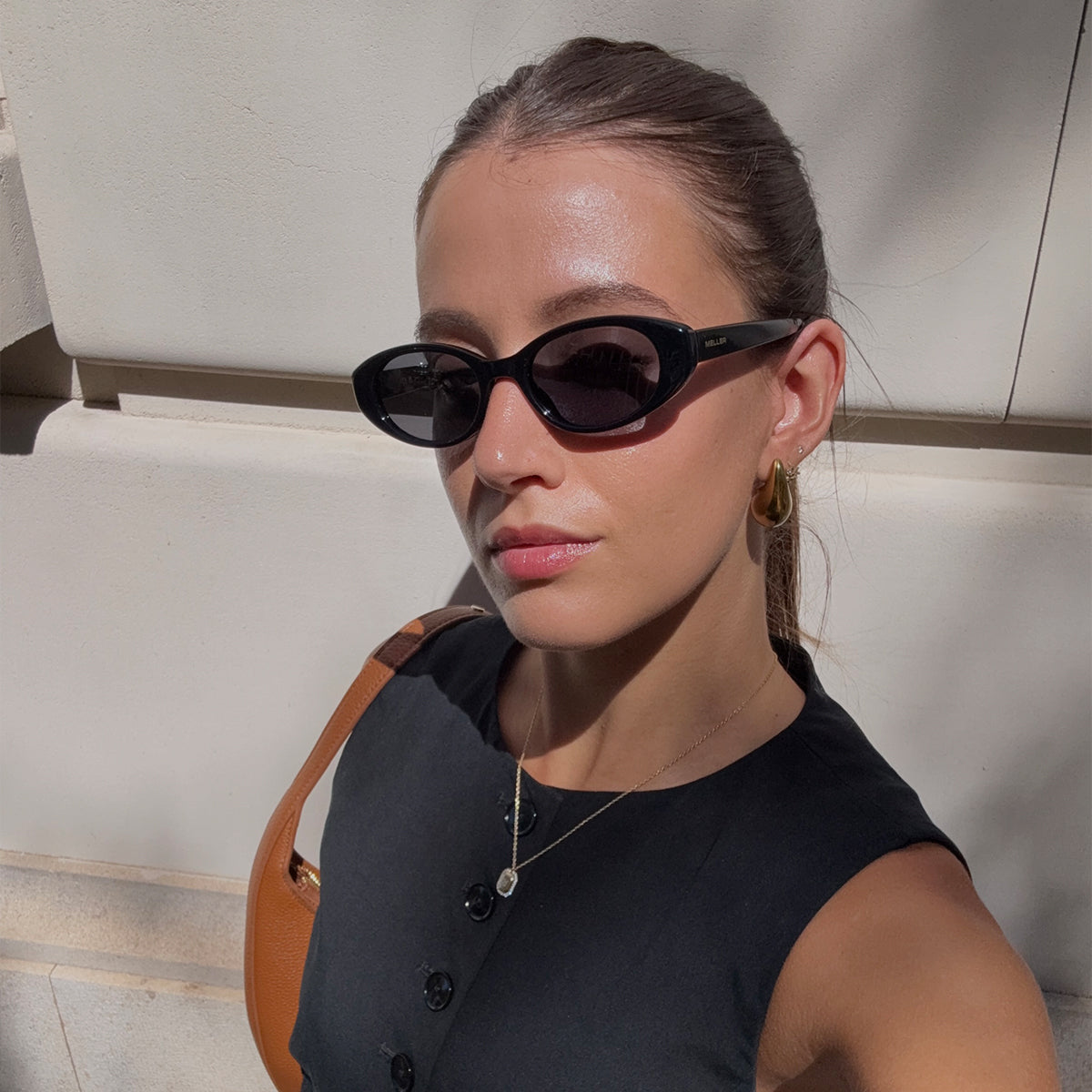 meller-zina-all-black-sonnenbrille image 7