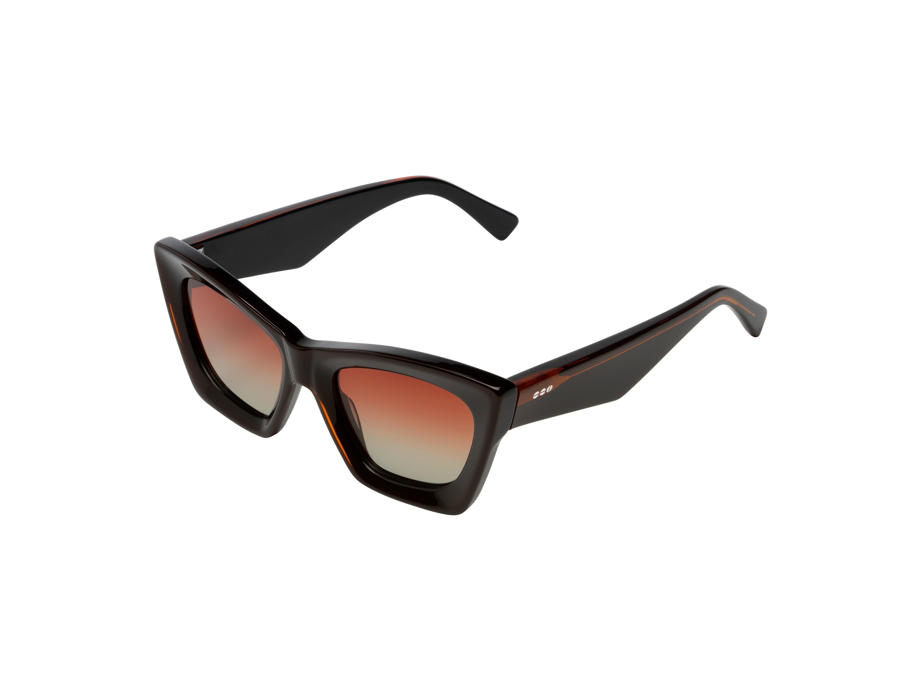 komono-m-black-bronze-cat-eye-sonnenbrille-kollab-mit-tom-eerebout image 2