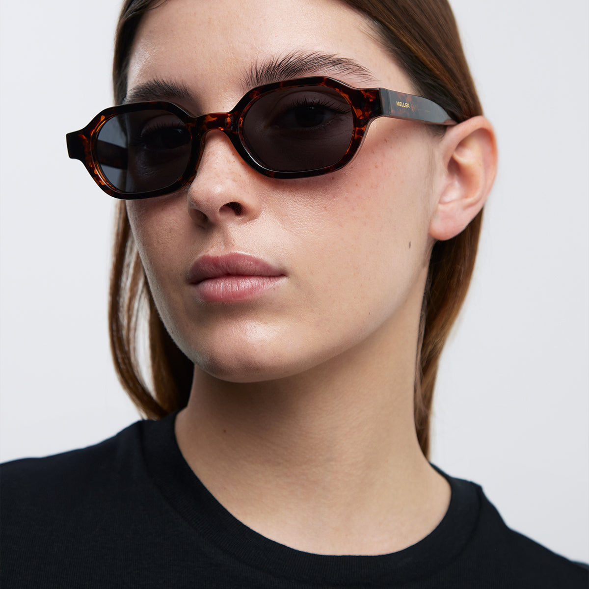 meller-cumbi-tigris-carbon-bio-sonnenbrille-mit-d-nnen-schr-gen-gl-sern-im-retro image 7