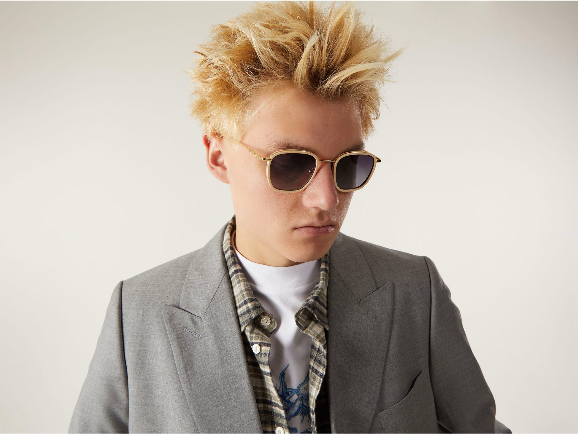 komono-adam-marshmallow-gold-sonnenbrille image 4