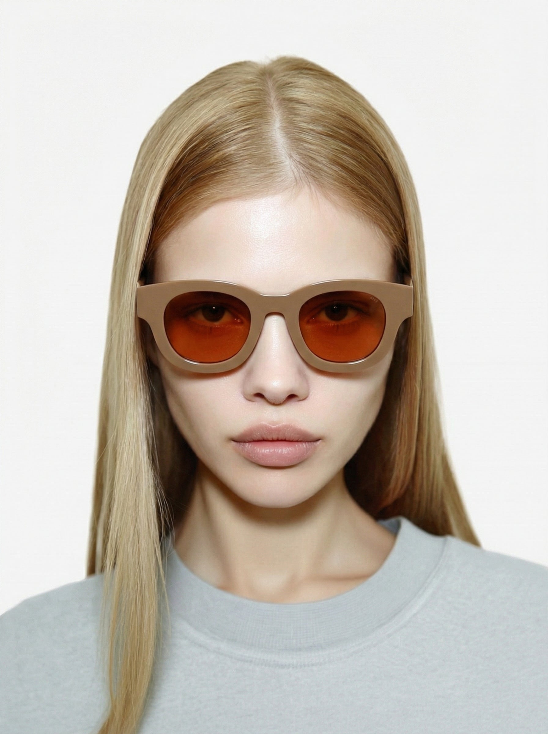 komono-rae-thornwood-sonnenbrille-aus-der-next-sonnenserie-warmes-holzton-design image 5