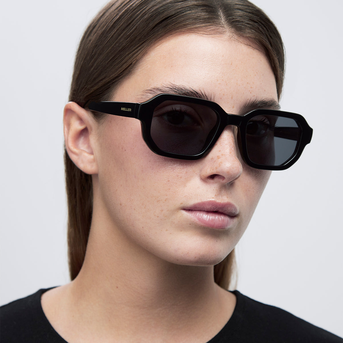 meller-tayo-all-black-sonnenbrille image 4