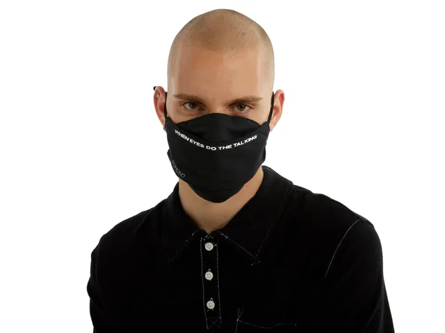 komono-face-mask-text-baumwoll-gesichtsmaske image 1