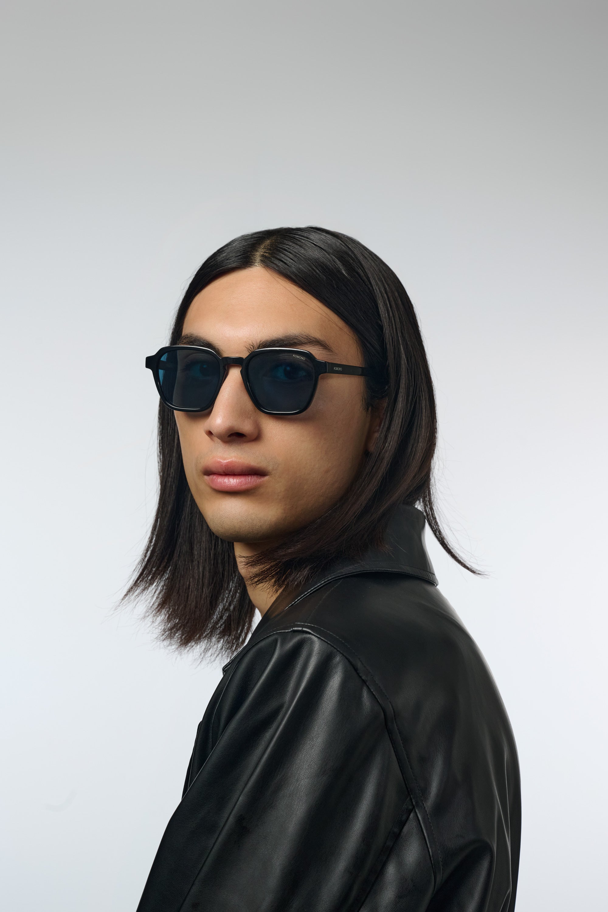 komono-matty-black-sonnenbrille image 3