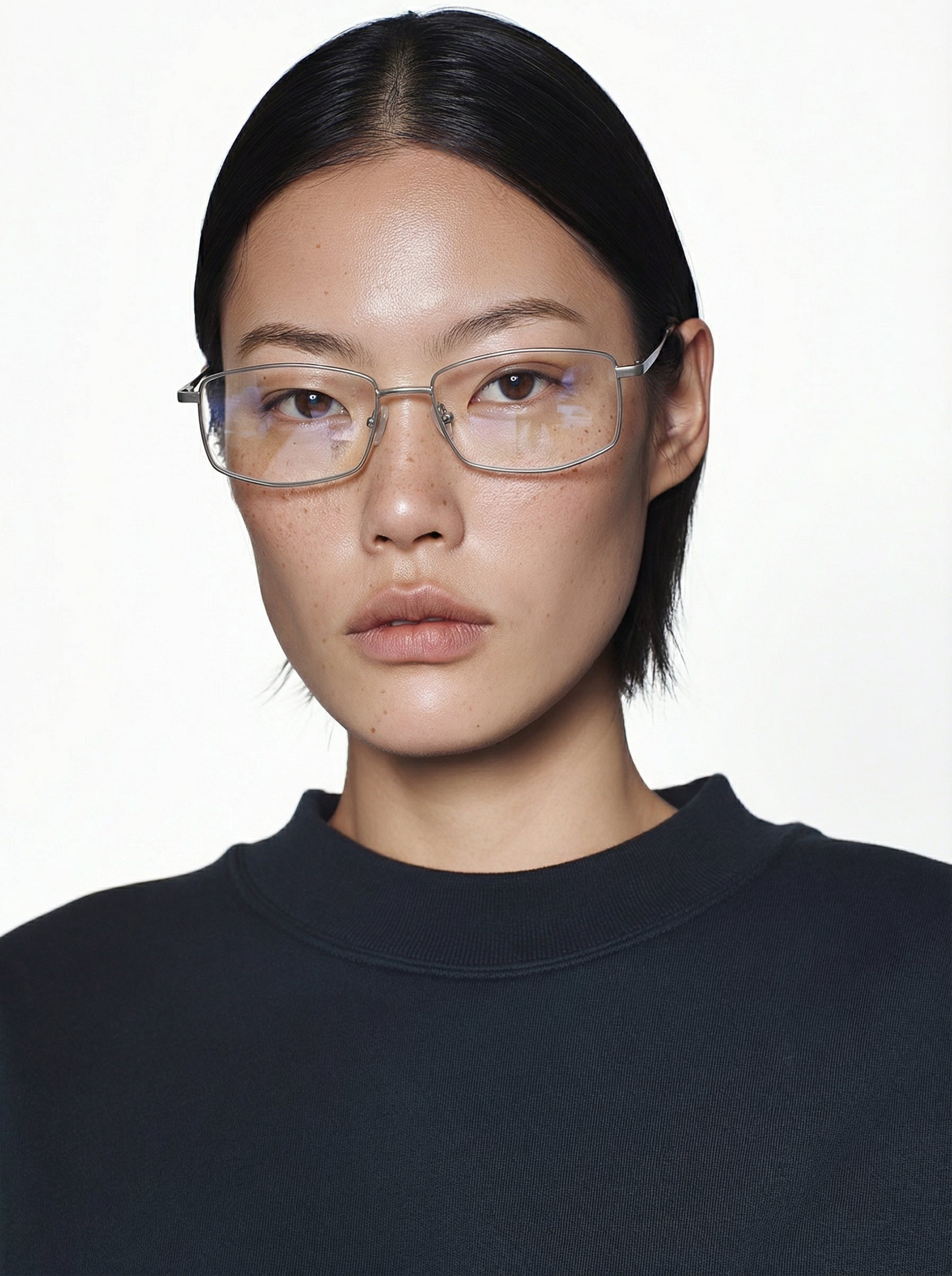 komono-cruz-silverine-cruz-sonnenbrille-in-silber-metallic-optik image 4