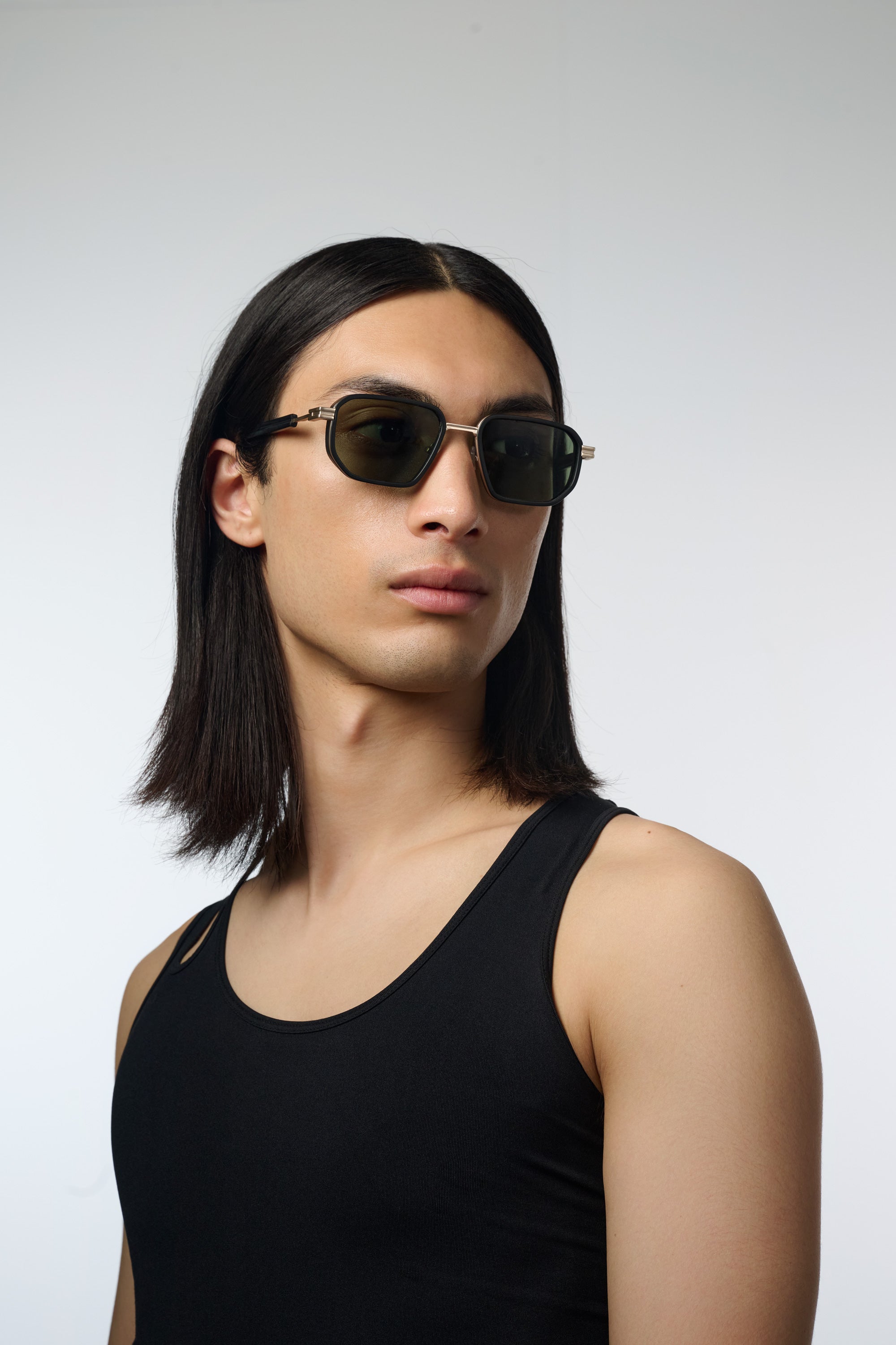 komono-harvey-white-gold-black-sonnenbrille image 4